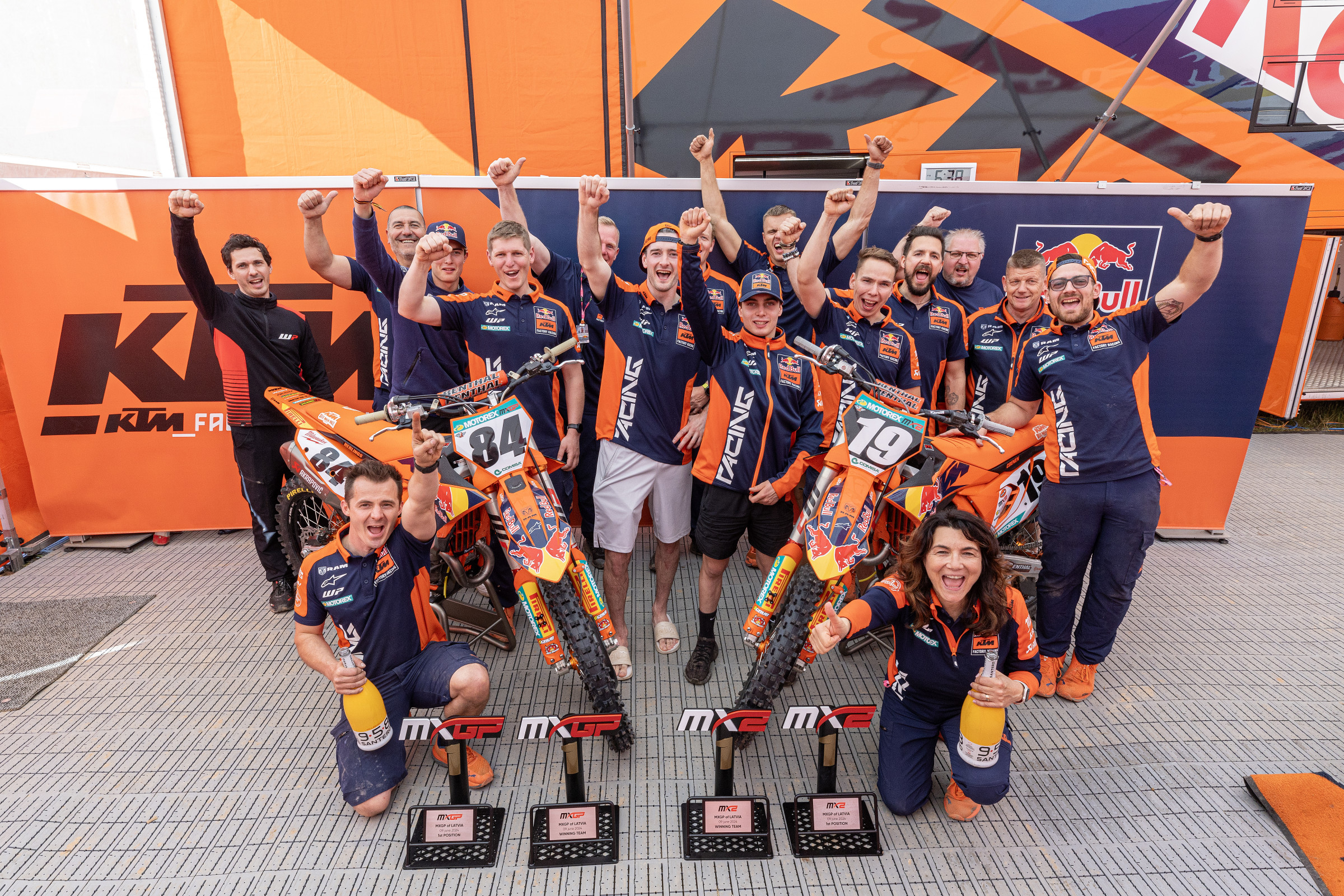 Herlings,Coenen, and the Red Bull KTM team.