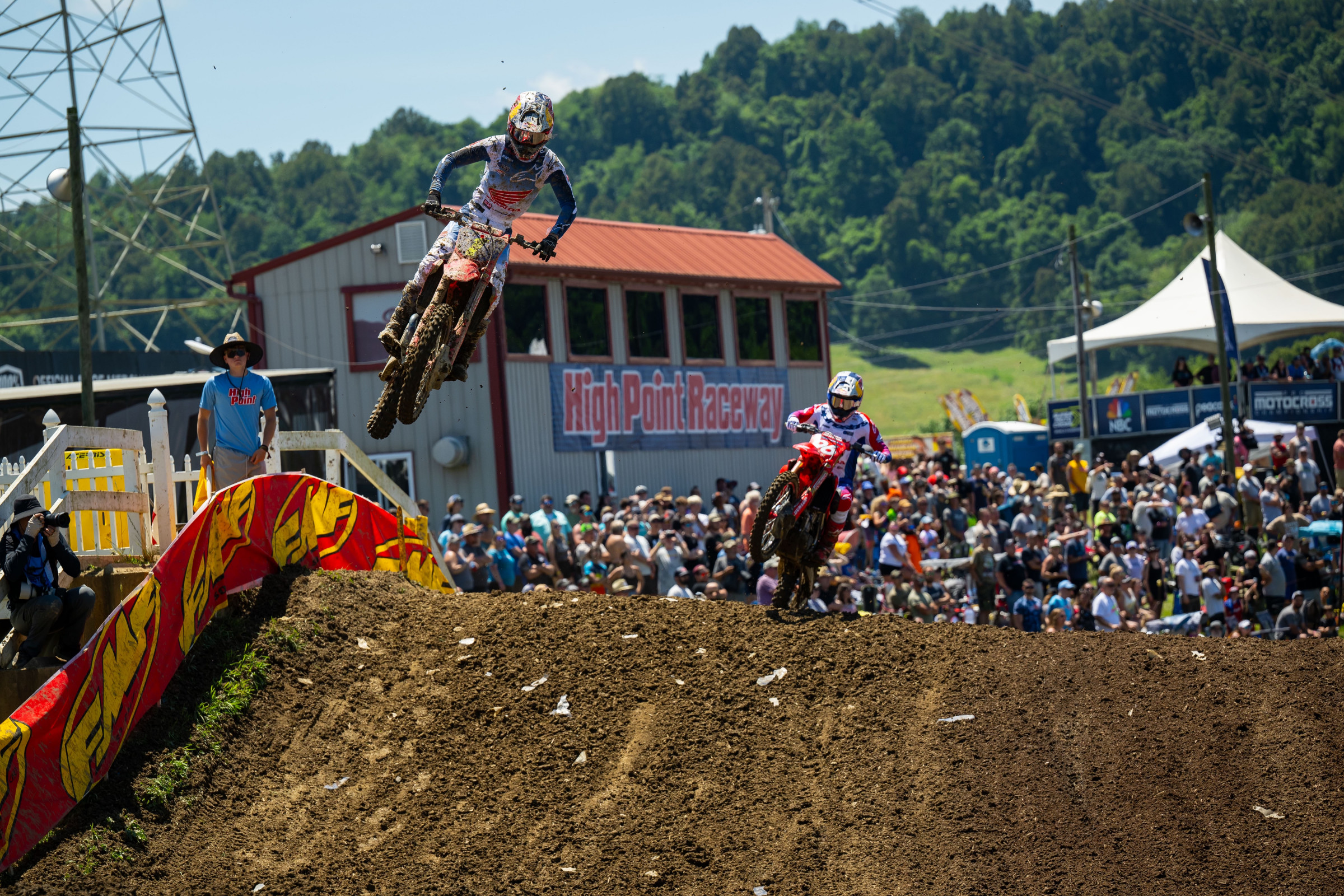 Jett and Hunter Lawrence