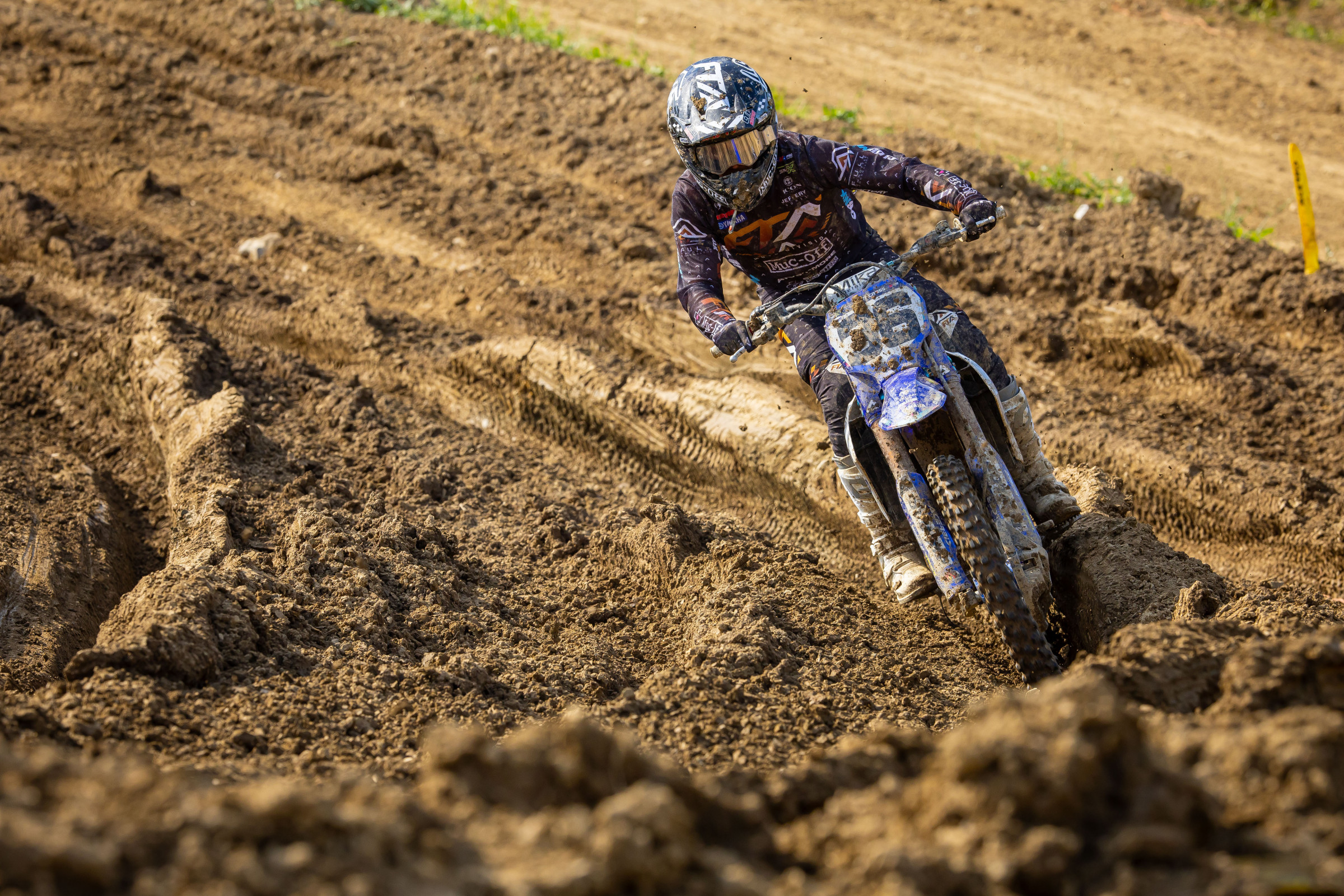 Phil at High Point. Let's zoom in on that helmet...