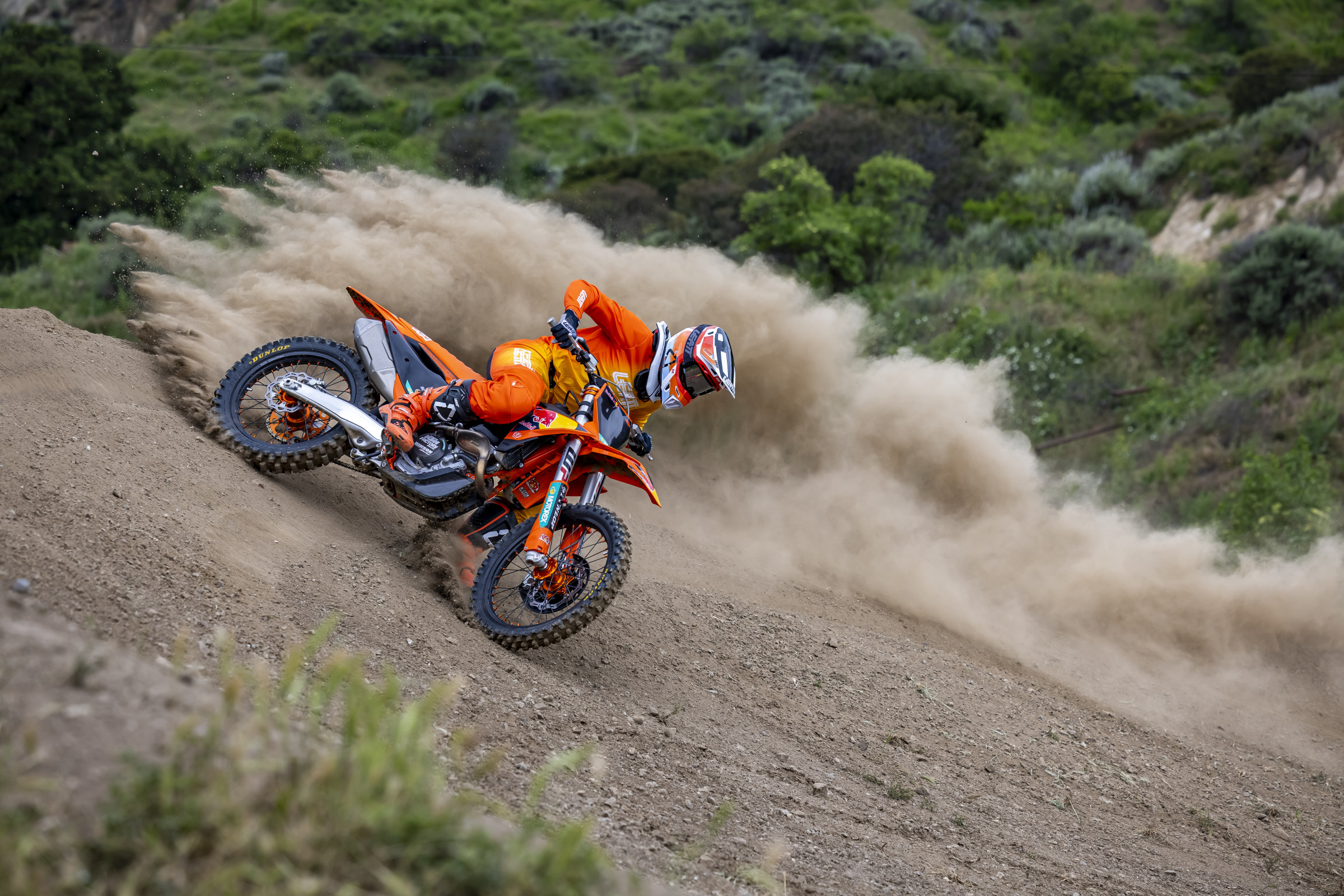 GM_240425_LEATT_4047