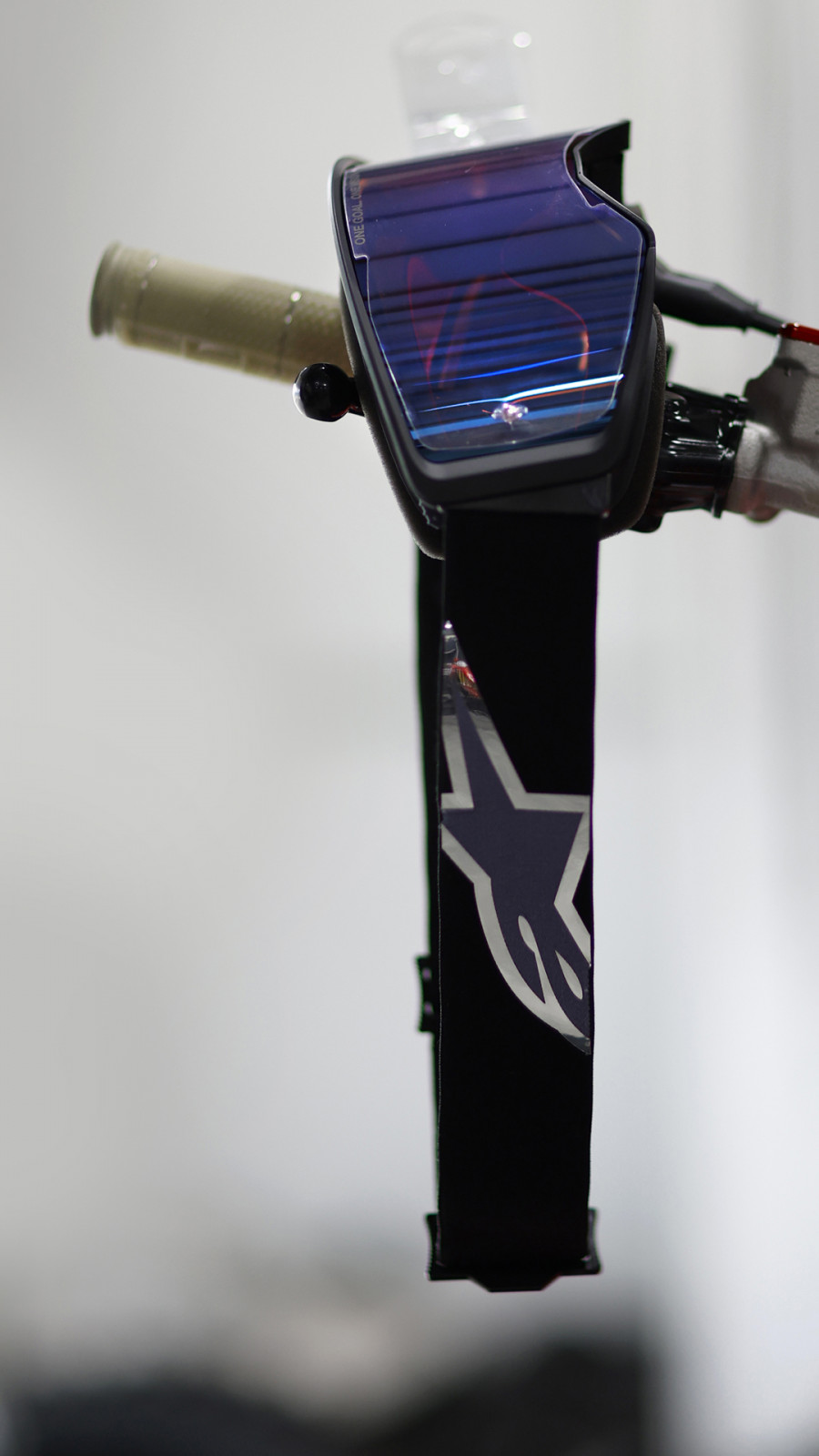 Alpinestar_Goggle_1080x1920_Social_4