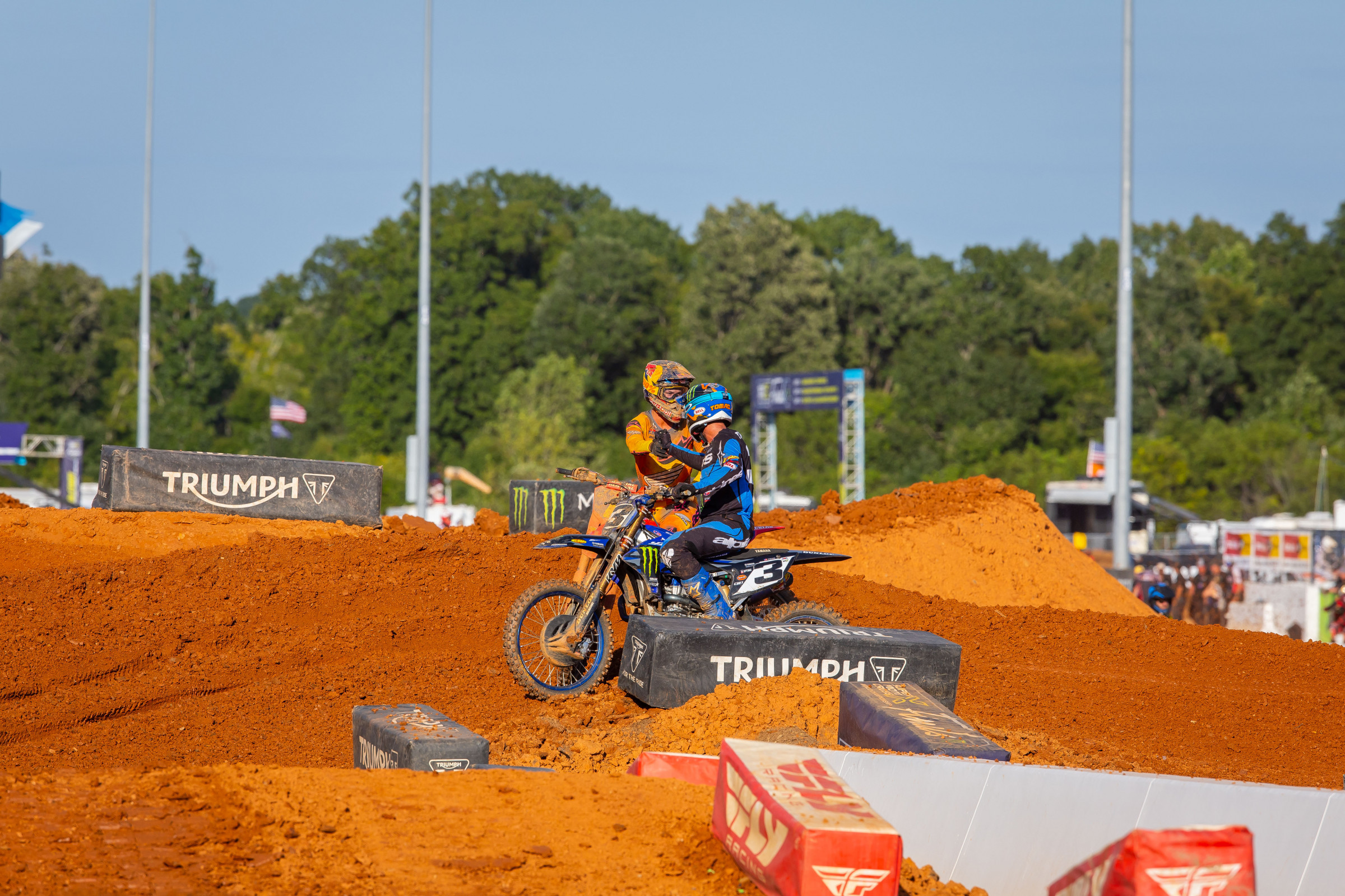Jett Lawrence and Eli Tomac after the second moto.