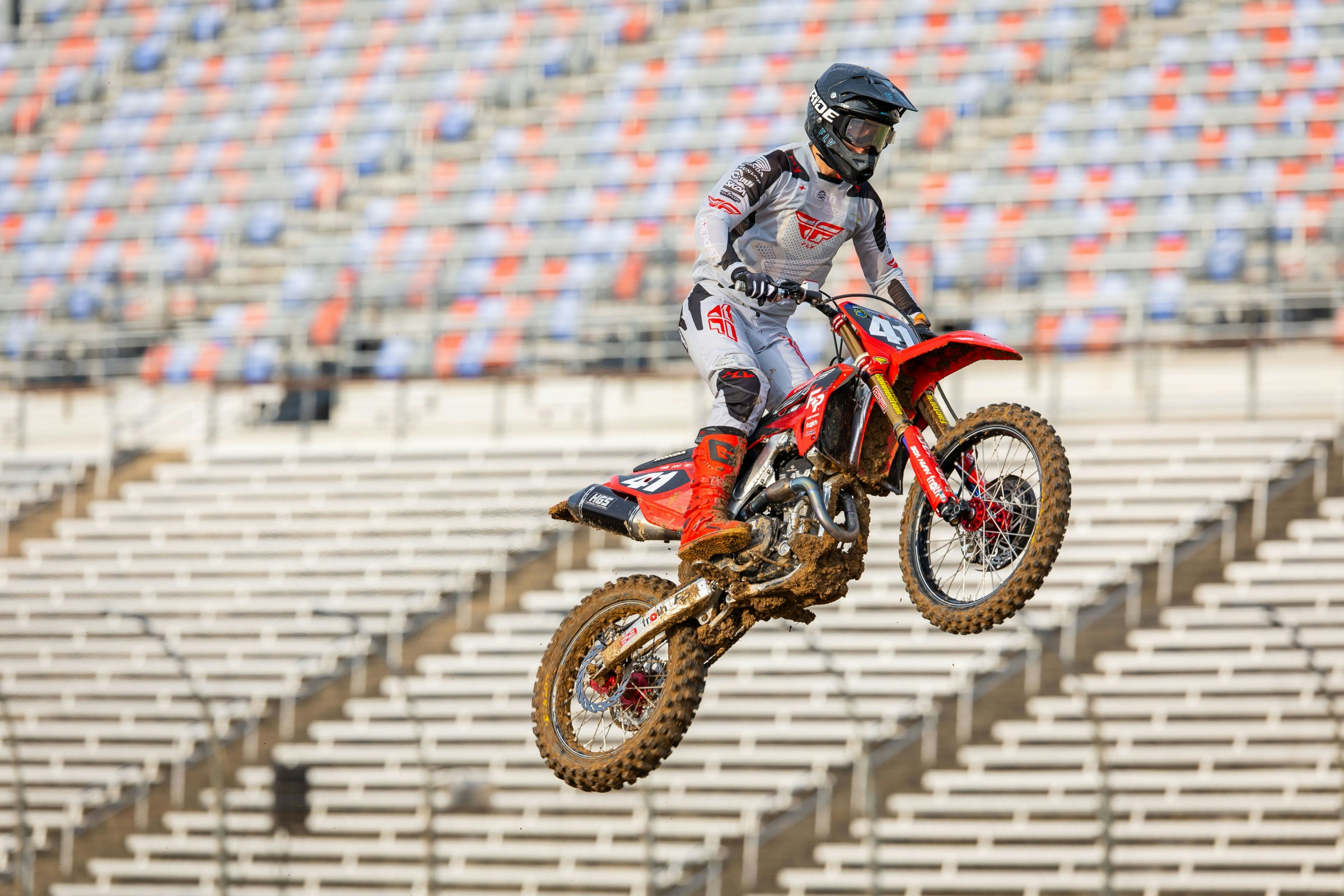 Carson Mumford Suffered Compound Break in Right Leg at SMX Playoff 2