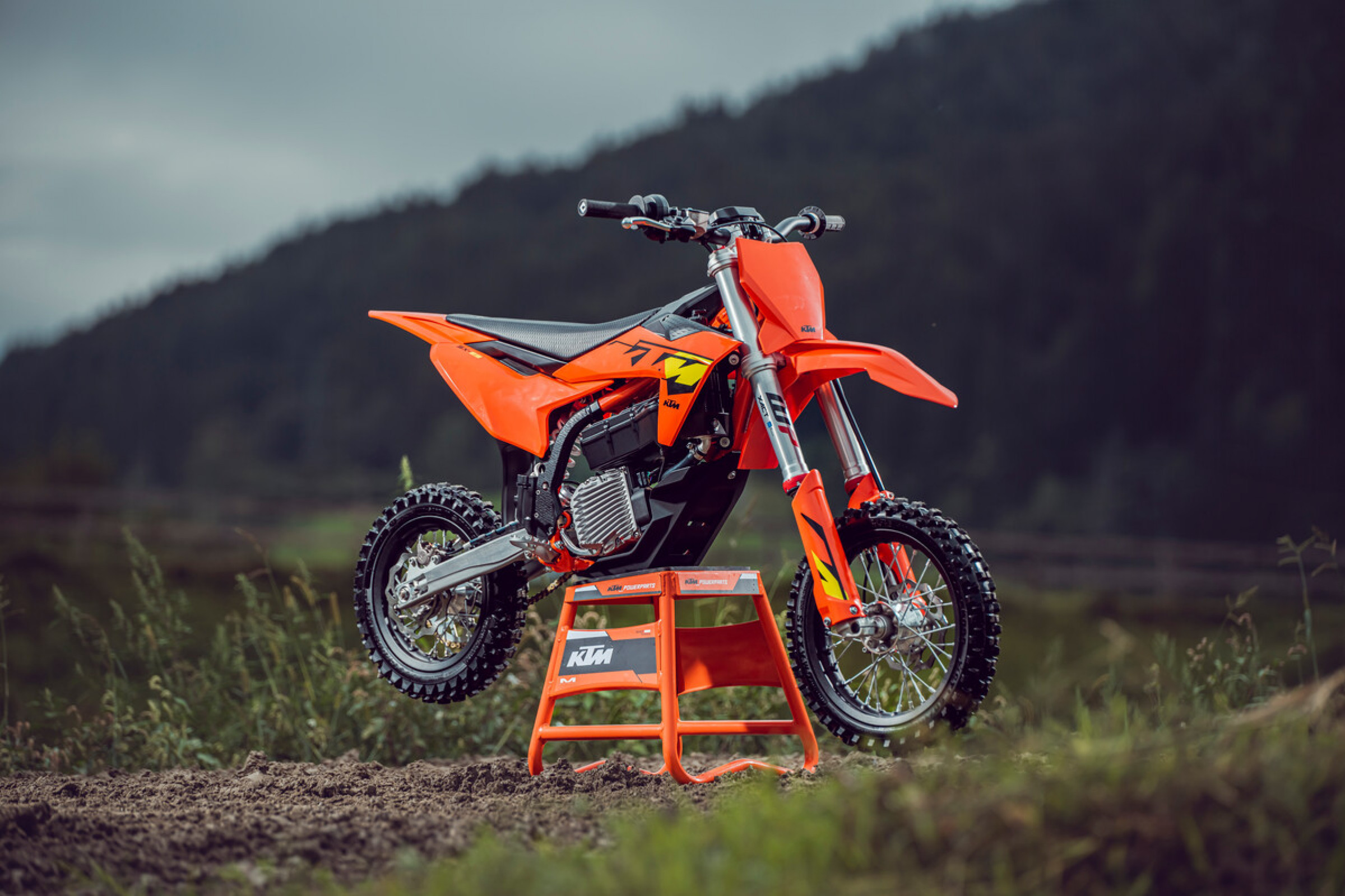 KTM Announces 2025 KTM SX E 5 Electric For Next Generation Racer X