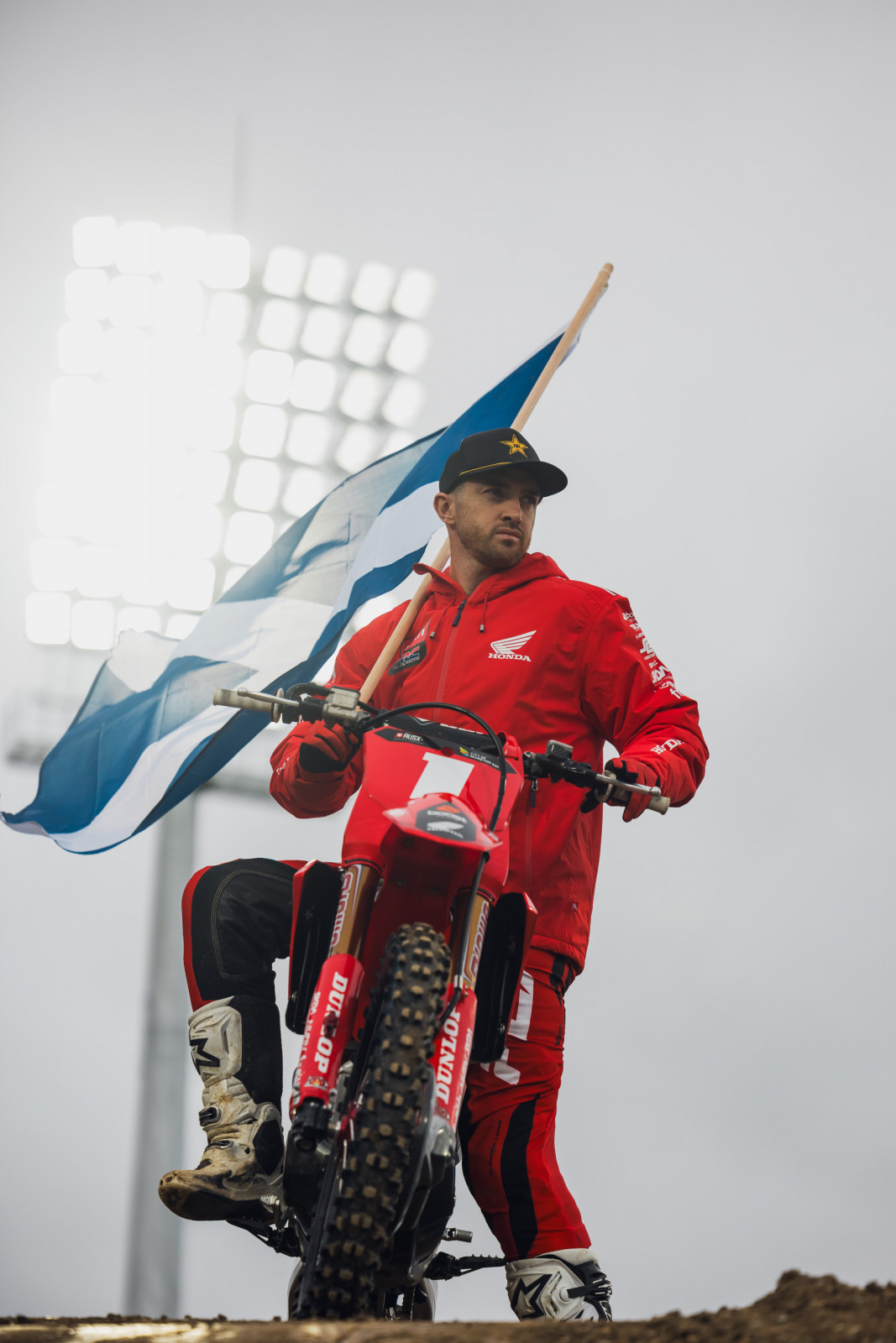 296491_ausxsundayselects-1