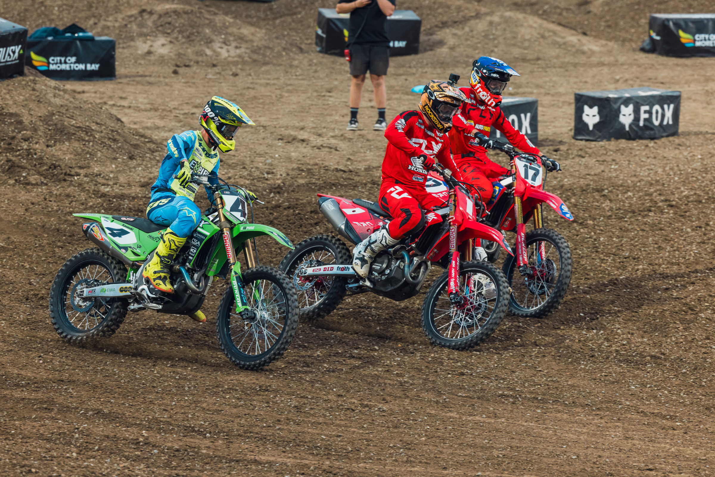 296509_ausxsundayselects-65