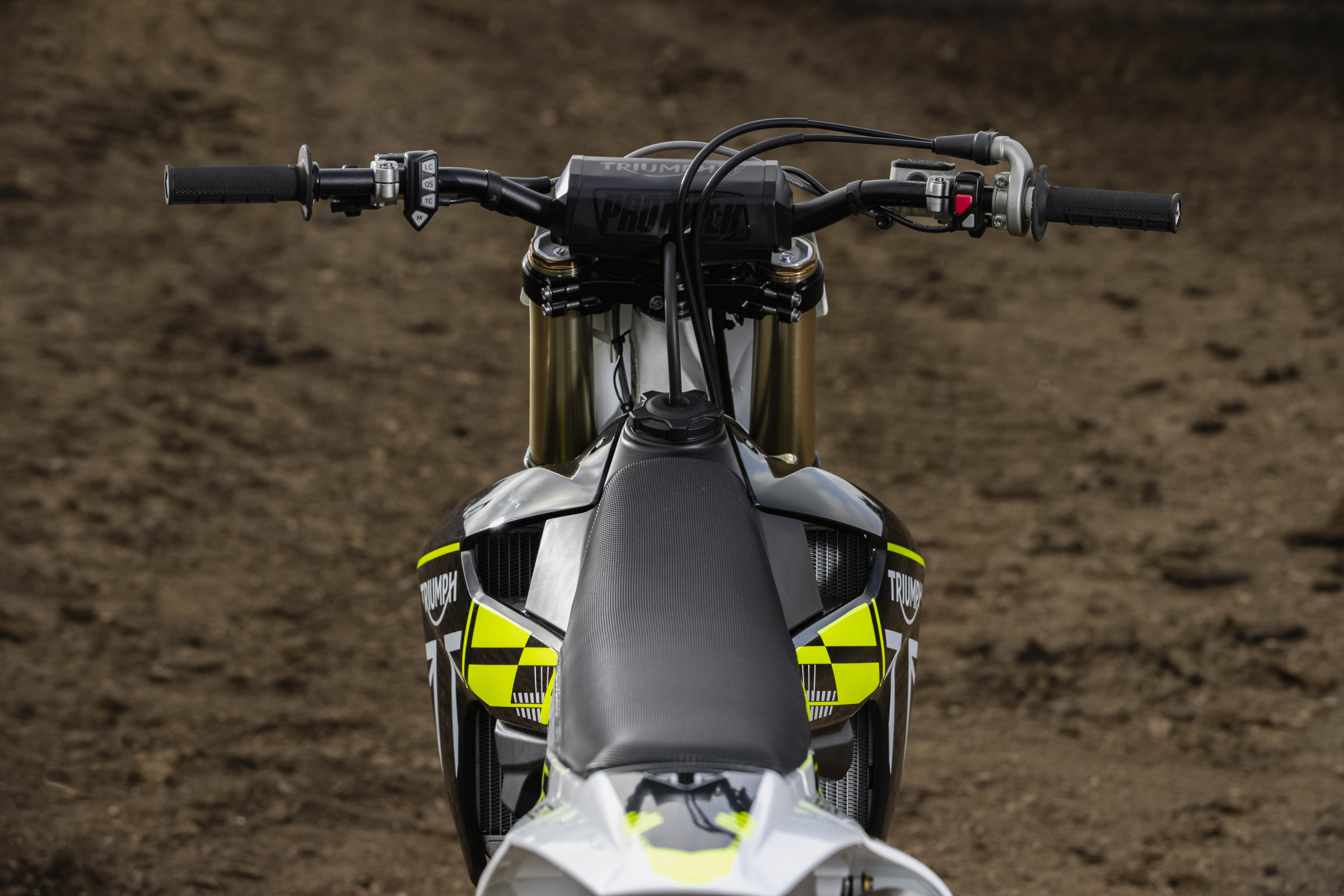 TF250-X_MY25_CW4I0013_GE