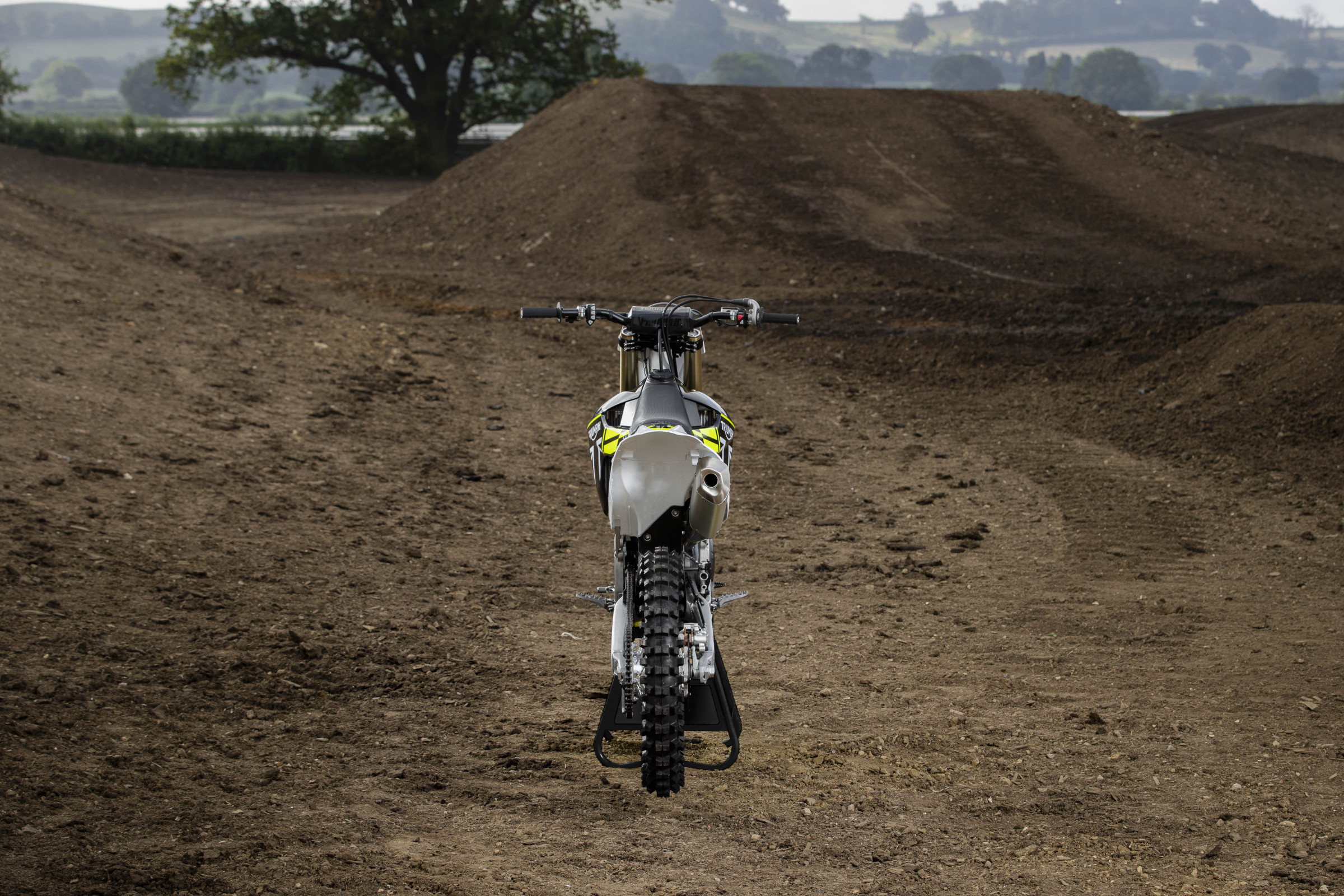 TF250-X_MY25_CW4I0011_GE