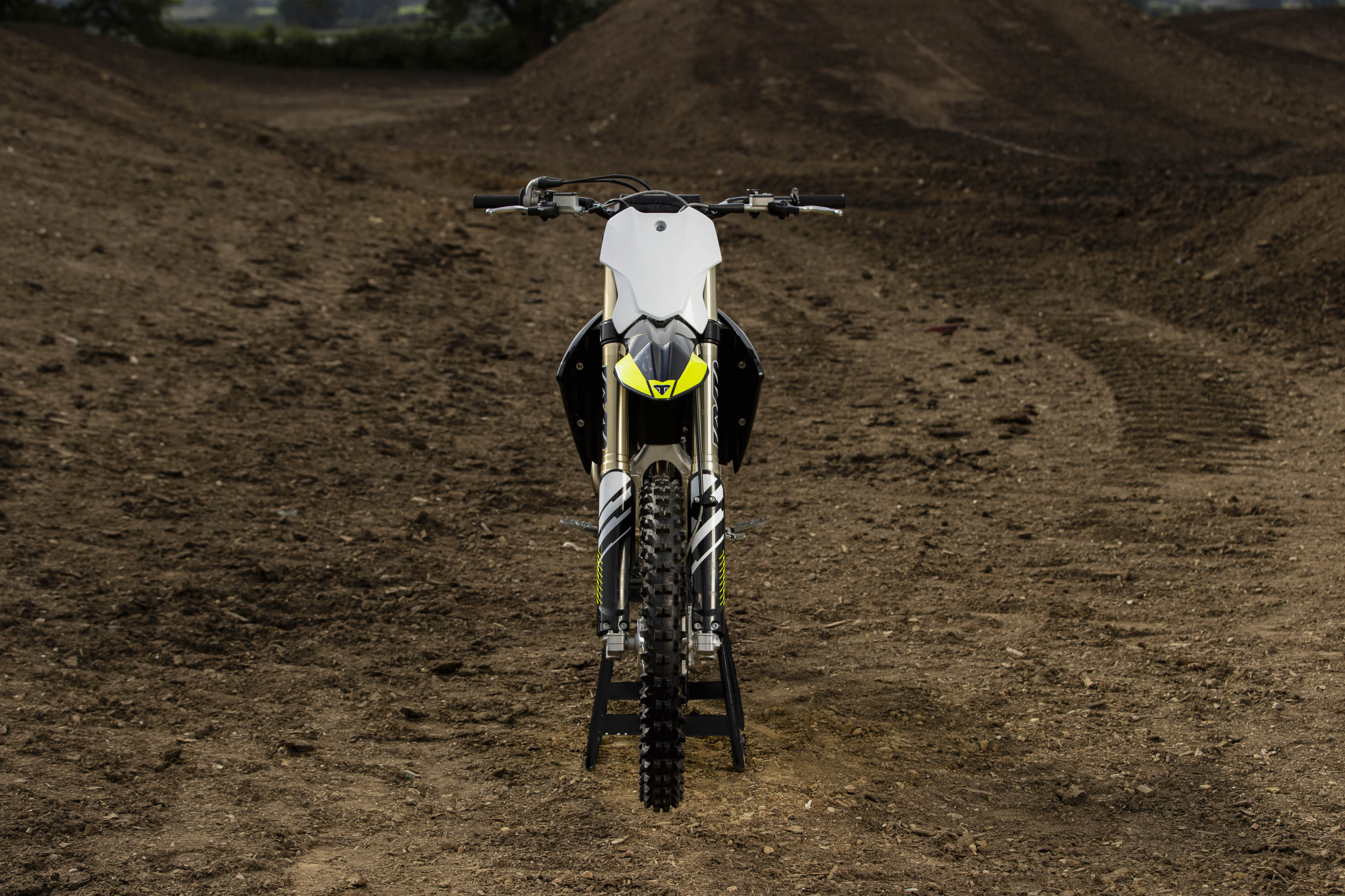 TF250-X_MY25_CW4I0325_GE