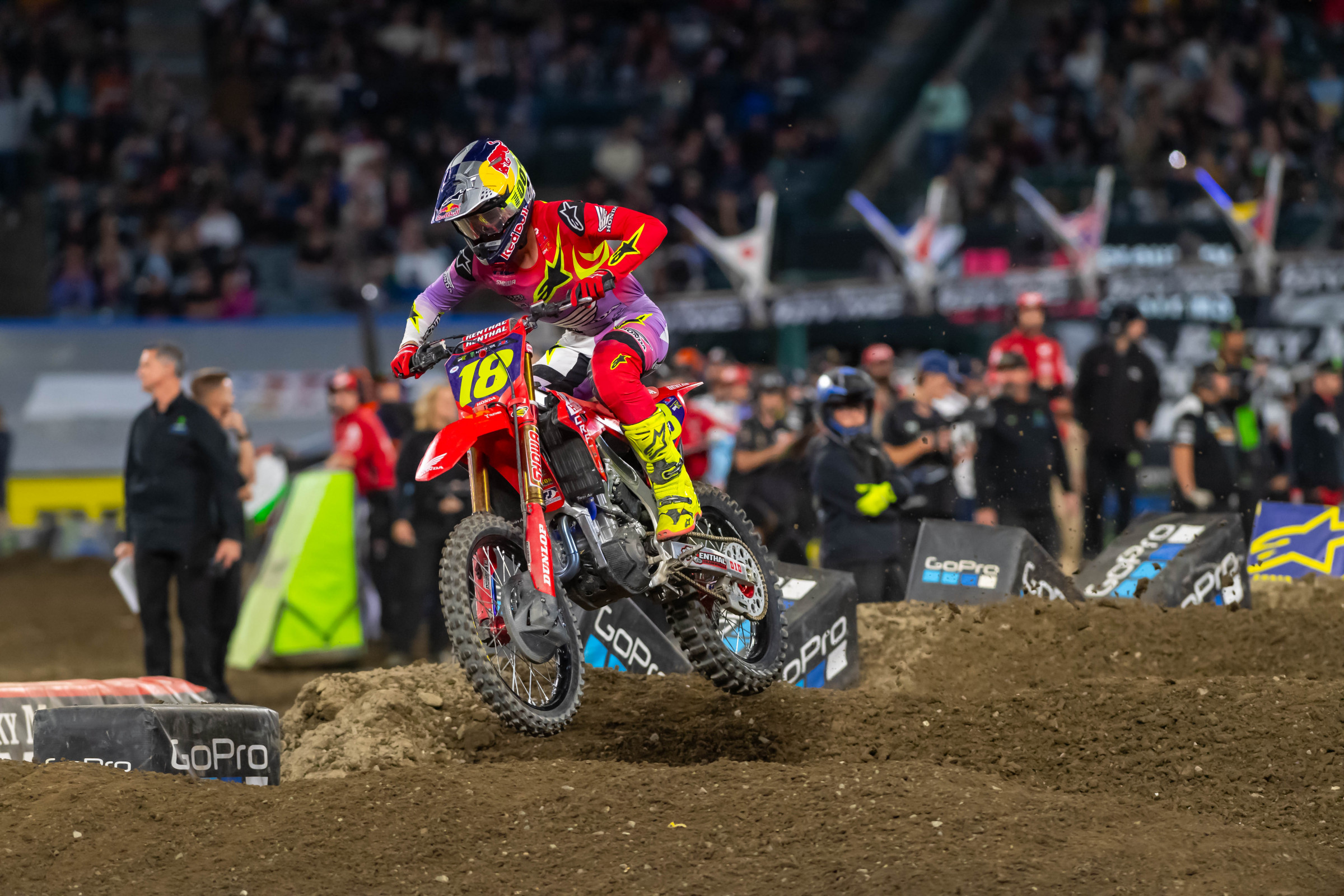 Lawrence won Anaheim 1 last year.