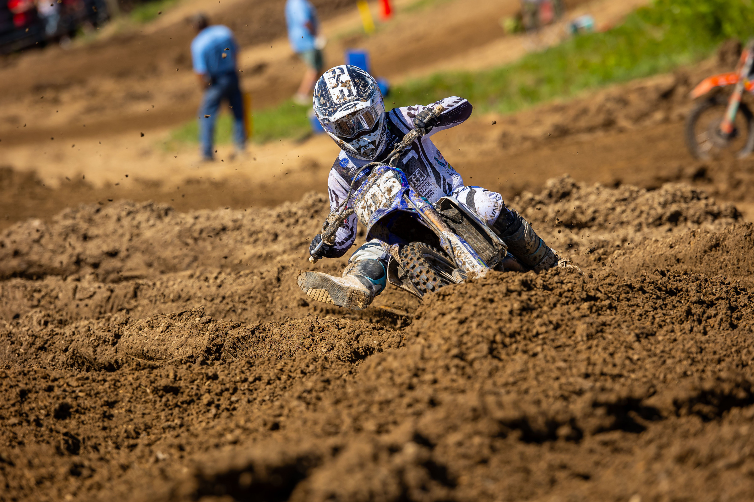 Mark Fineis Re-Signs with Muc-Off/FXR/ClubMX Yamaha for 2025 SuperMotocross Season