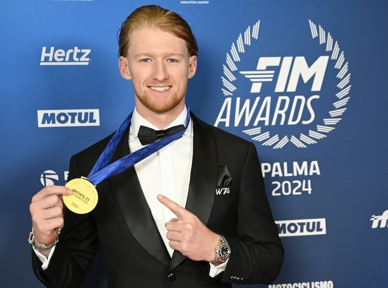 Kay de Wolf at the FIM awards banquet.