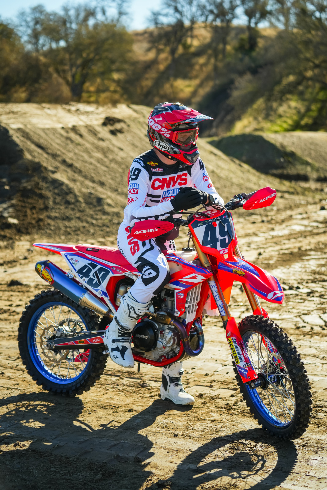 #49 Mitchell Oldenburg