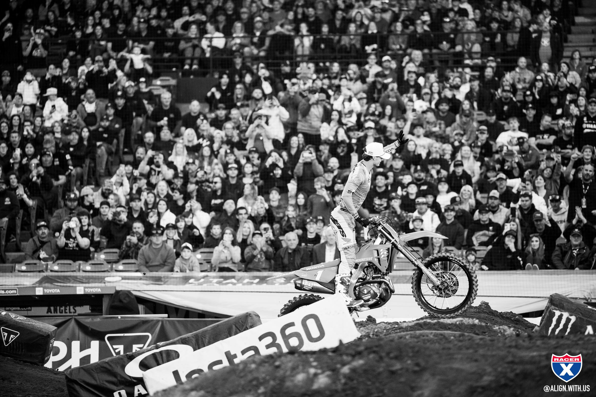 2025_ANAHEIM_ONE_SX_ALIGN_MEDIA_X_RACER_X_100