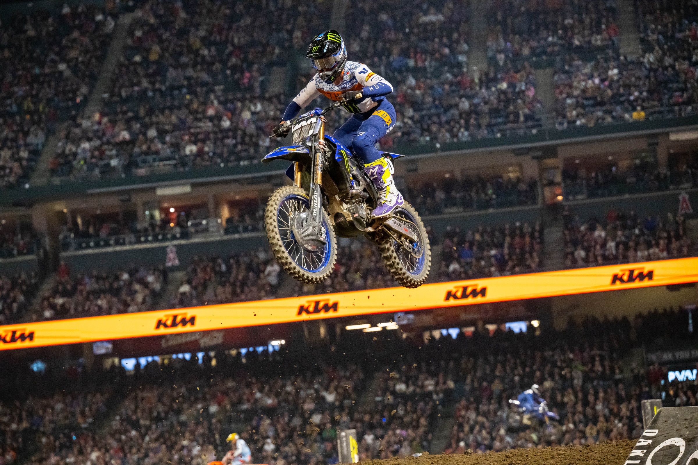 Davies shined in his pro debut at A1.