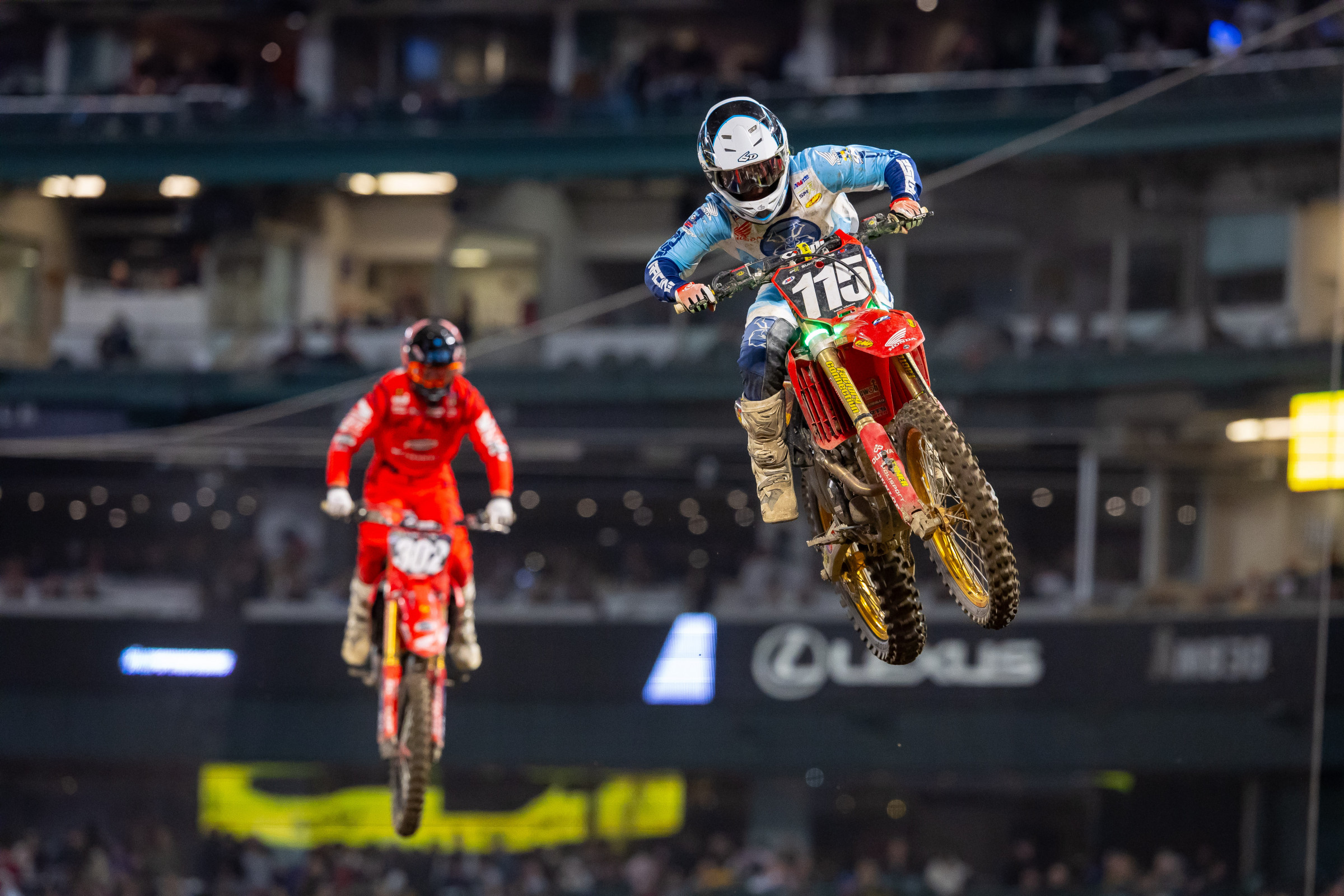 Gavin Towers leading the LCQ at the 2025 Anaheim 1 SX.
