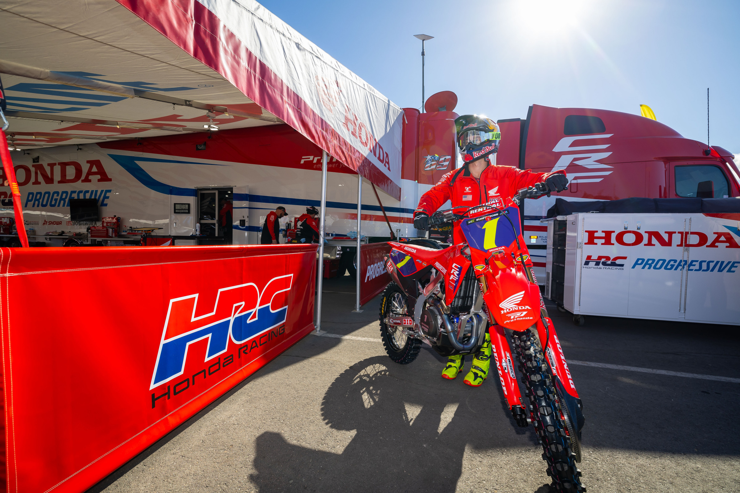 Will Jett Lawrence bounce back this week after a 12th in Anaheim?