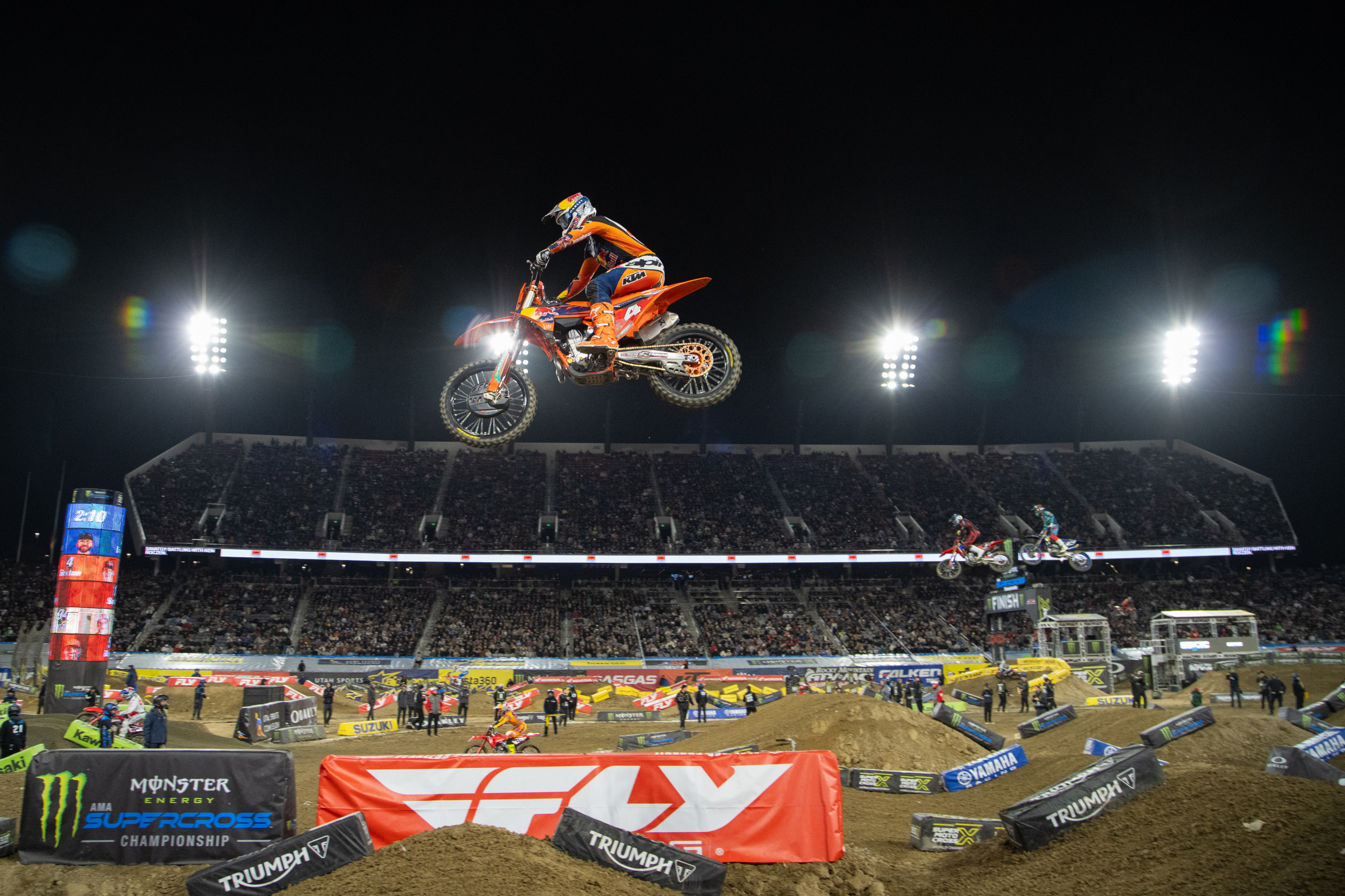 Despite a disastrous first lap, Chase Sexton still salved a sixth.