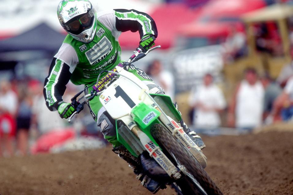 Jeff Emig on a KX250.
