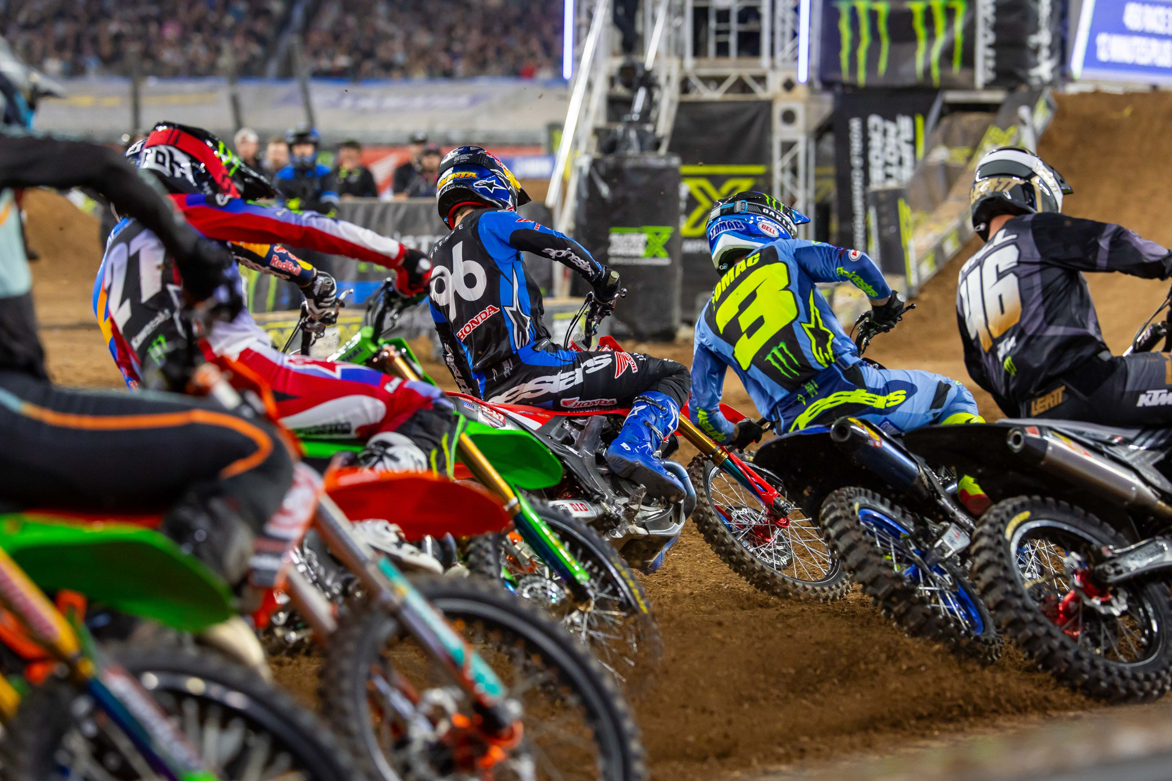 Starts are even more important than usual in the shorter main events of the Triple Crown Format.