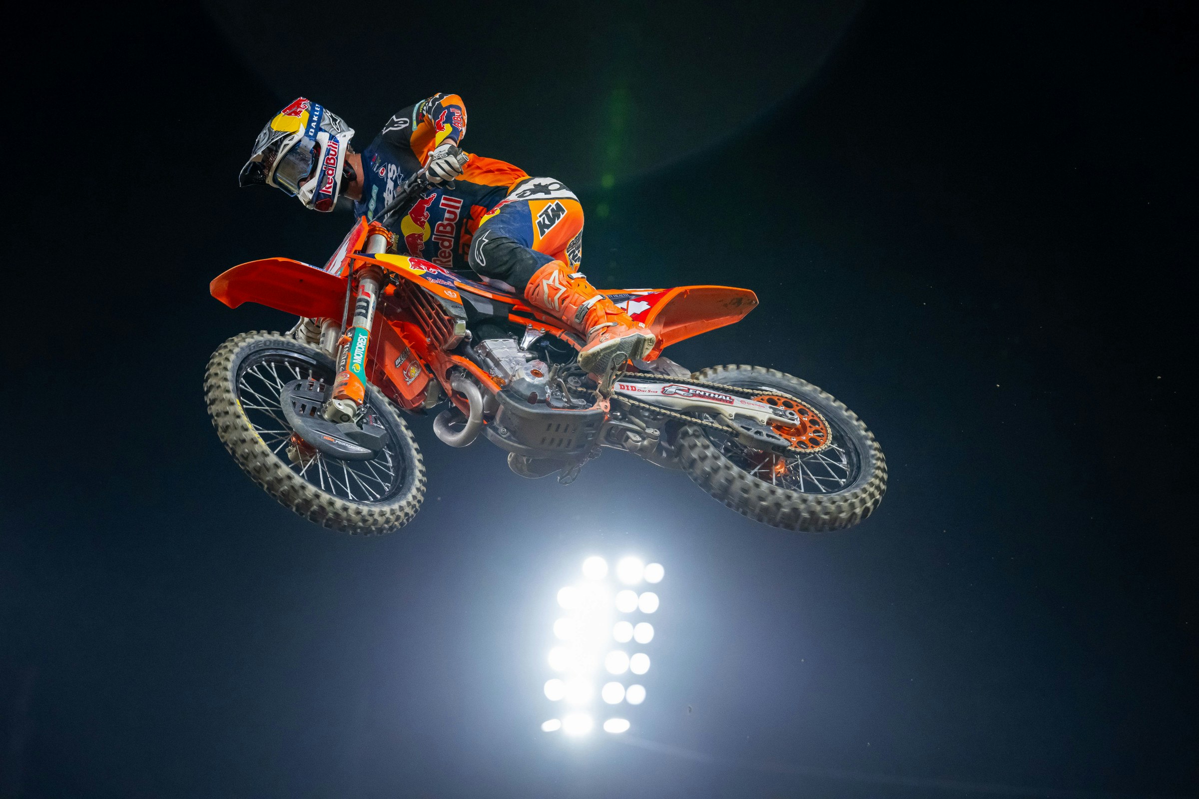 Tampa Supercross Betting Odds Are Live: Sexton, Tomac, and Webb Now Top Odds