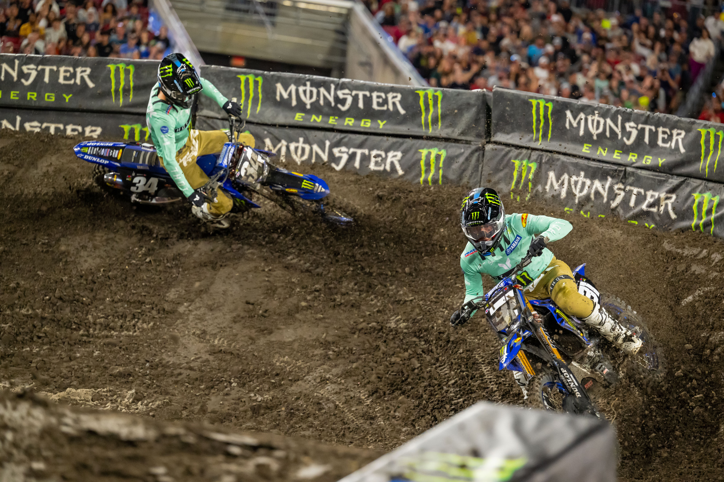 Anstie leading his teammate Bennick