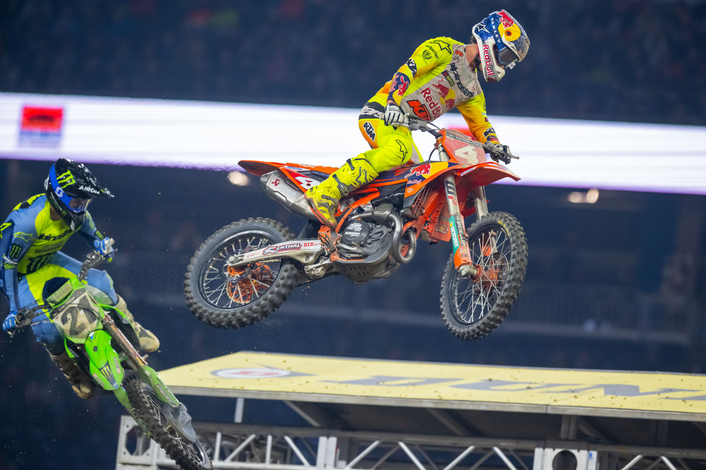 Sexton was forced to race without a visor after getting into another rider and crashing on the first lap.