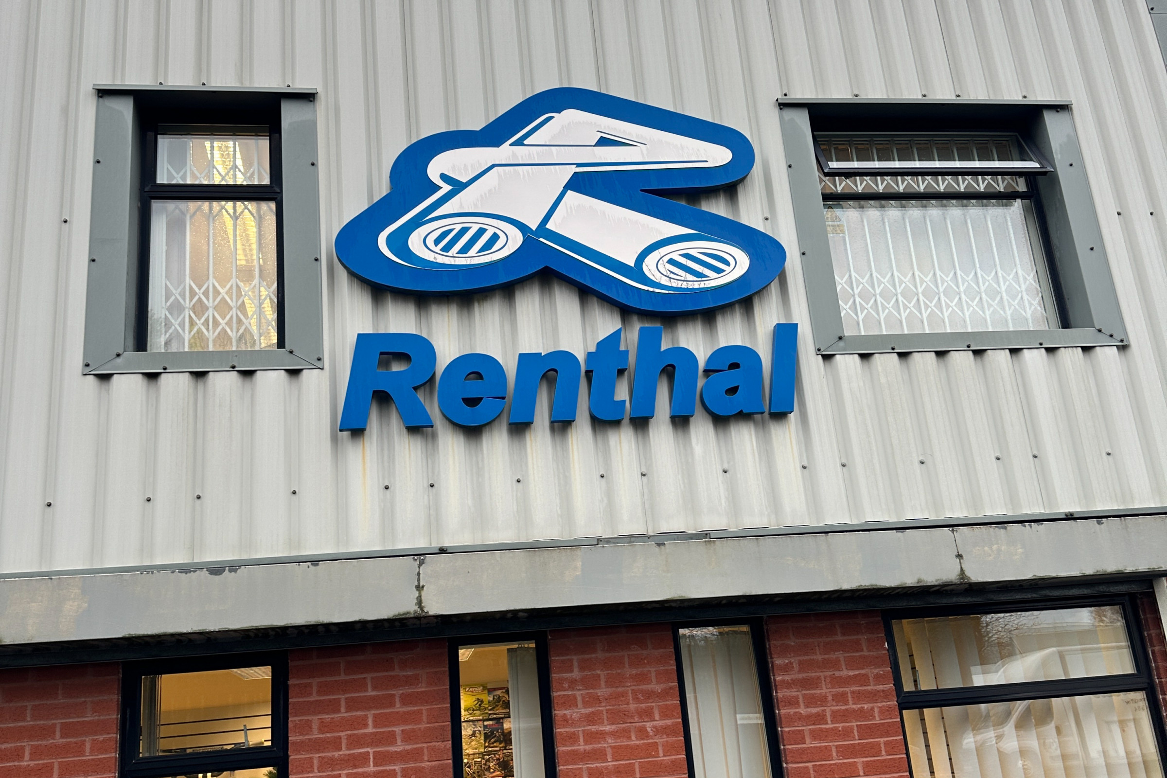 Ever Wondered How Motocross Handlebars Are Made? Renthal Factory Tour