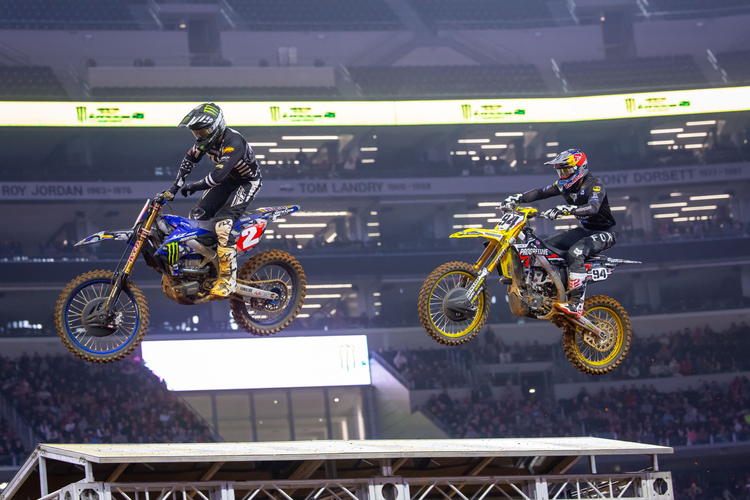 Webb and Roczen battling, just like last weekend in Detroit.