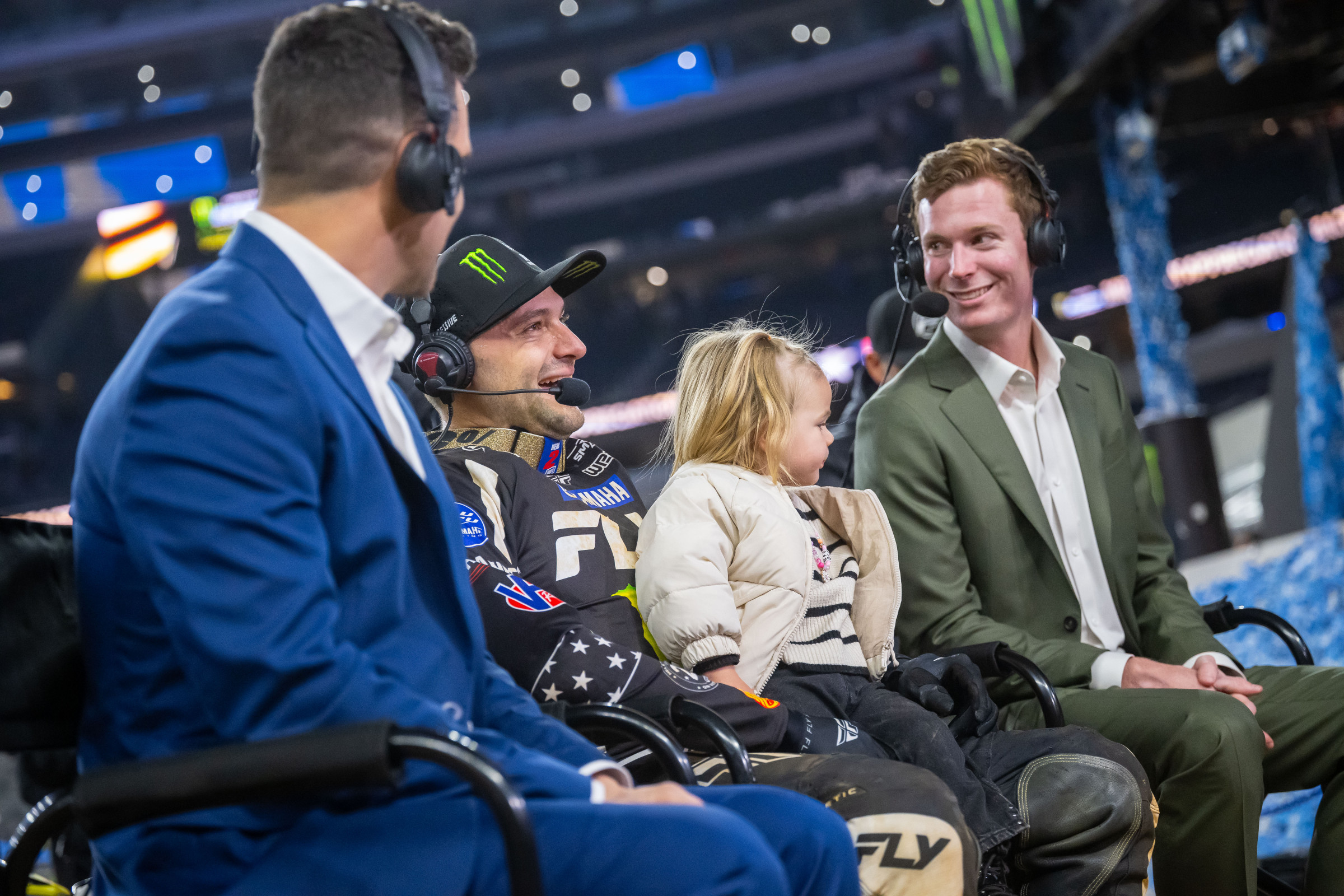 Webb and his daughter join Justin Brayton and Adam Cianciarulo on the post-race SMX show.