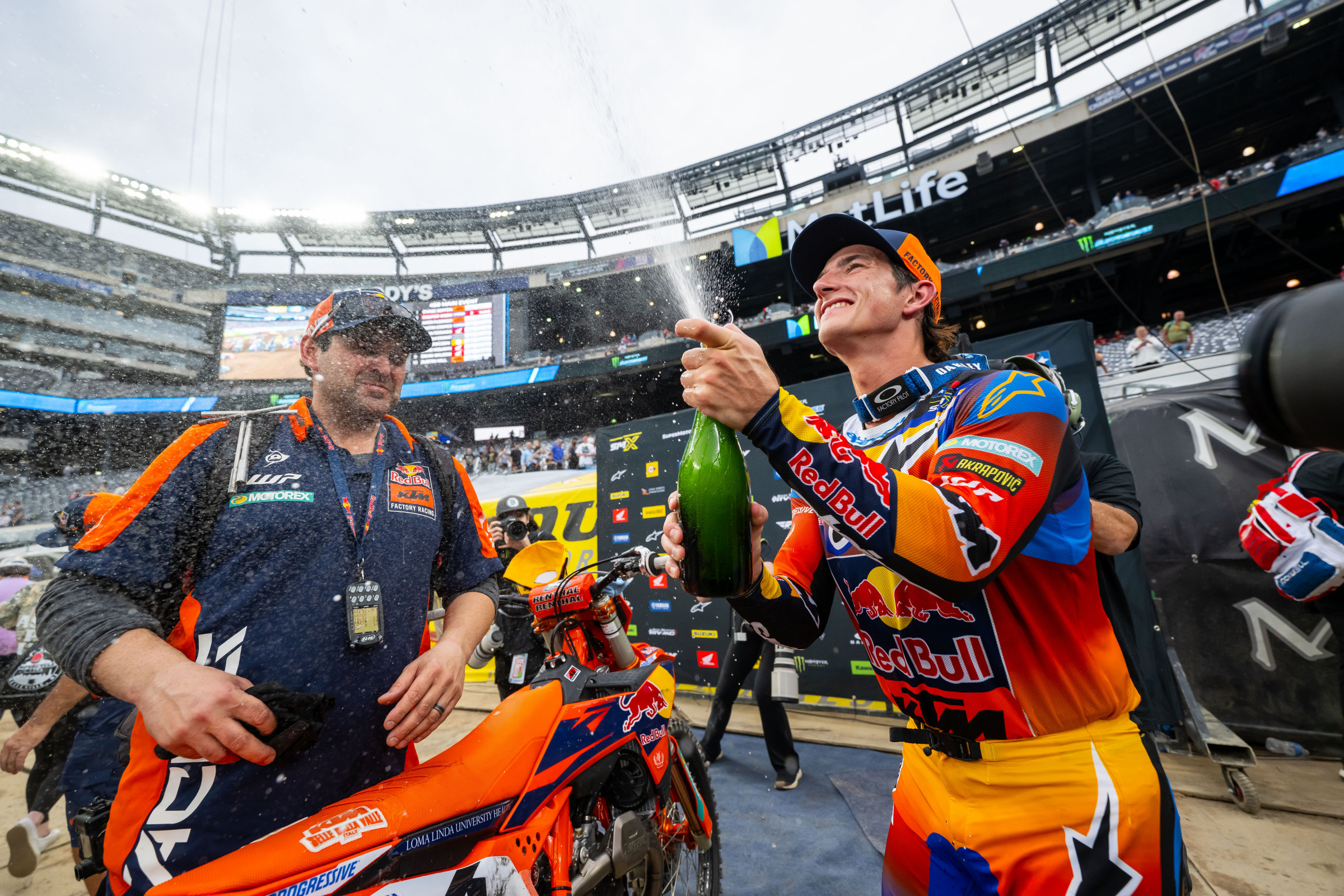 Chase Sexton Goes Back-to-Back with East Rutherford SX Win