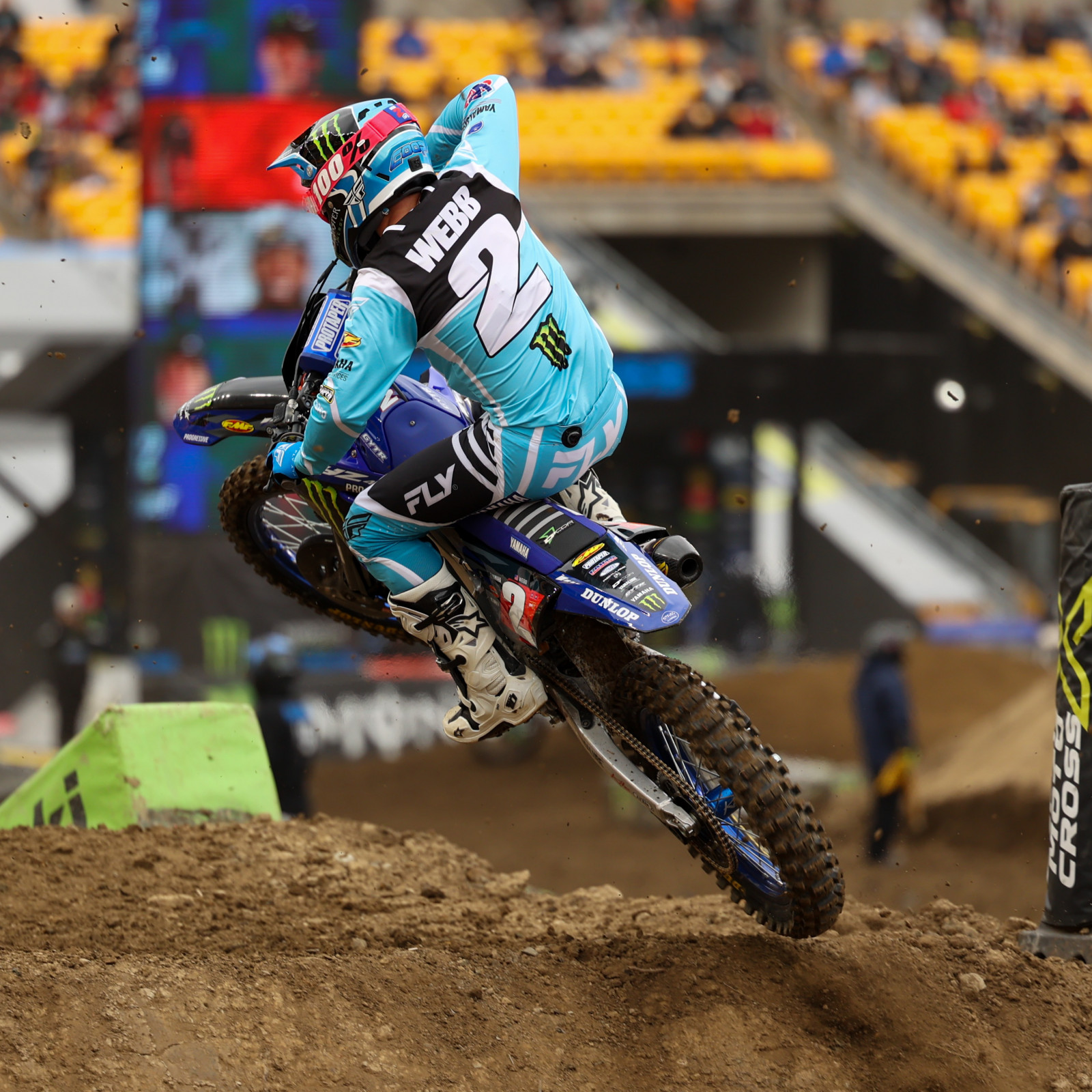 7AD8090E-CC31-4E4F-8237-9FA8B7549D9D