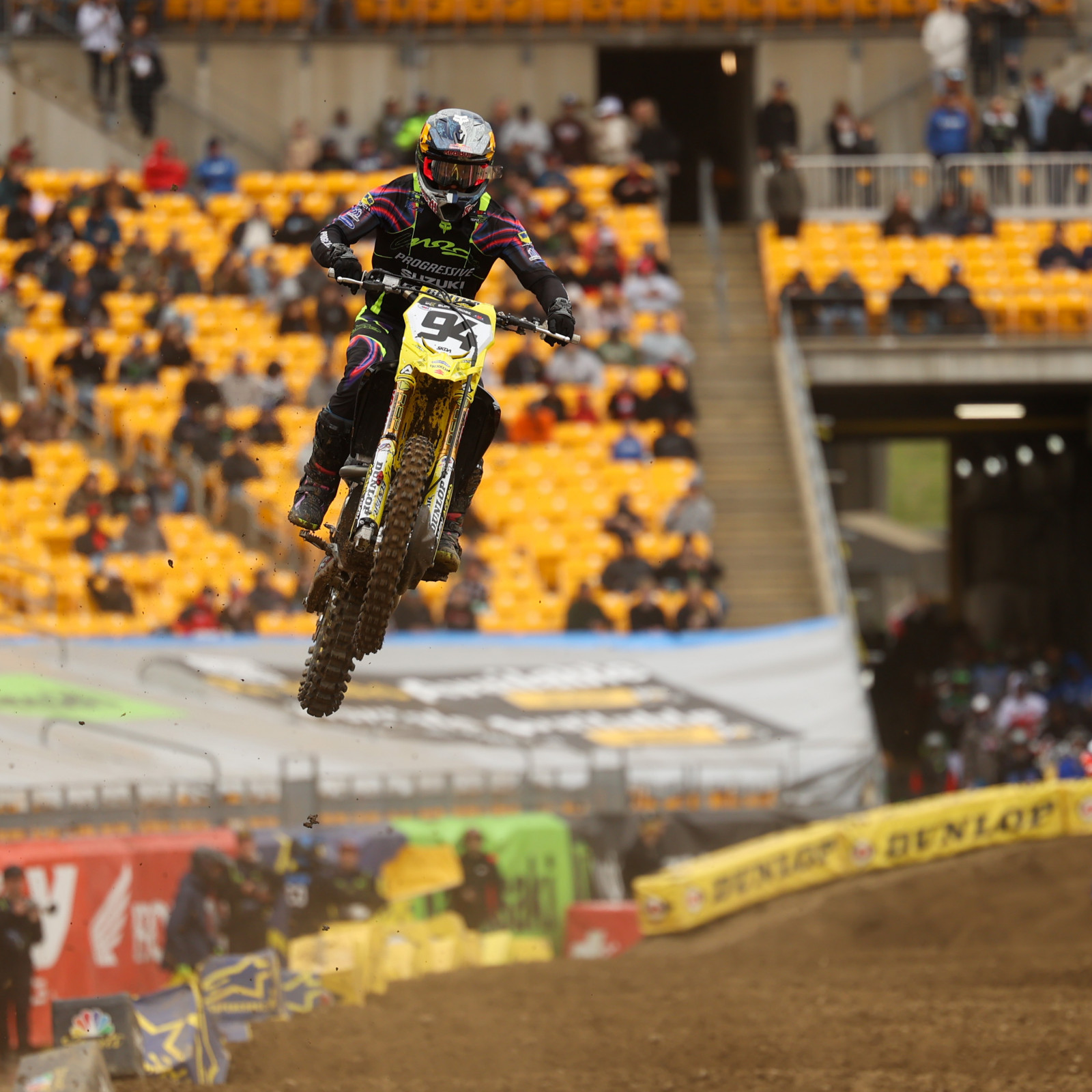 DFE97F6B-2FB6-4FAB-8348-F269DD4F8112