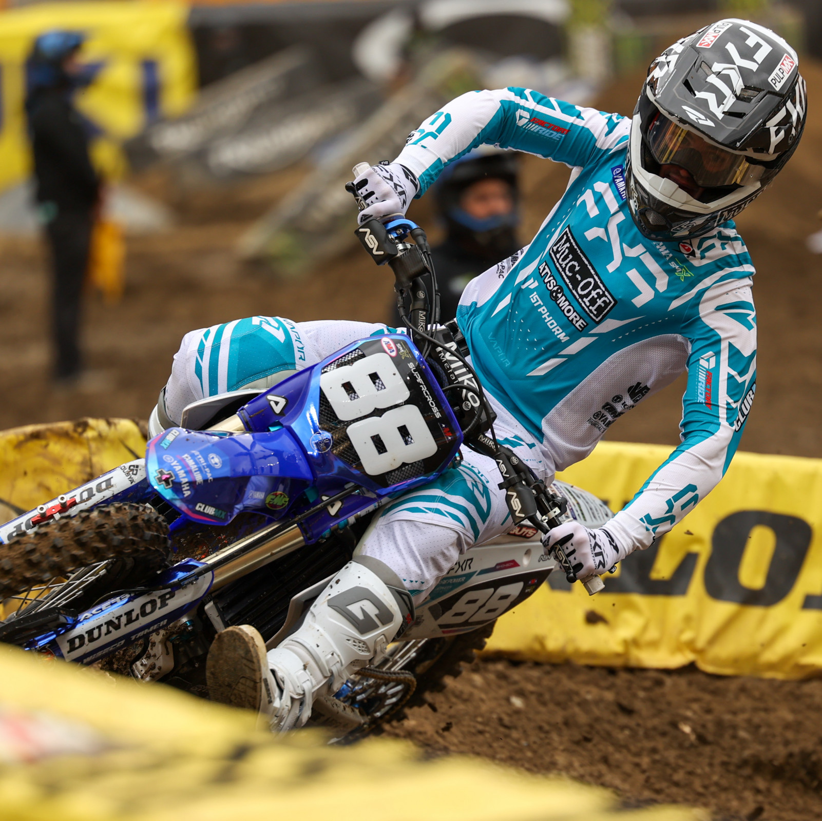 F093AA44-4E9A-4EEB-BB1D-5D2D16061E33