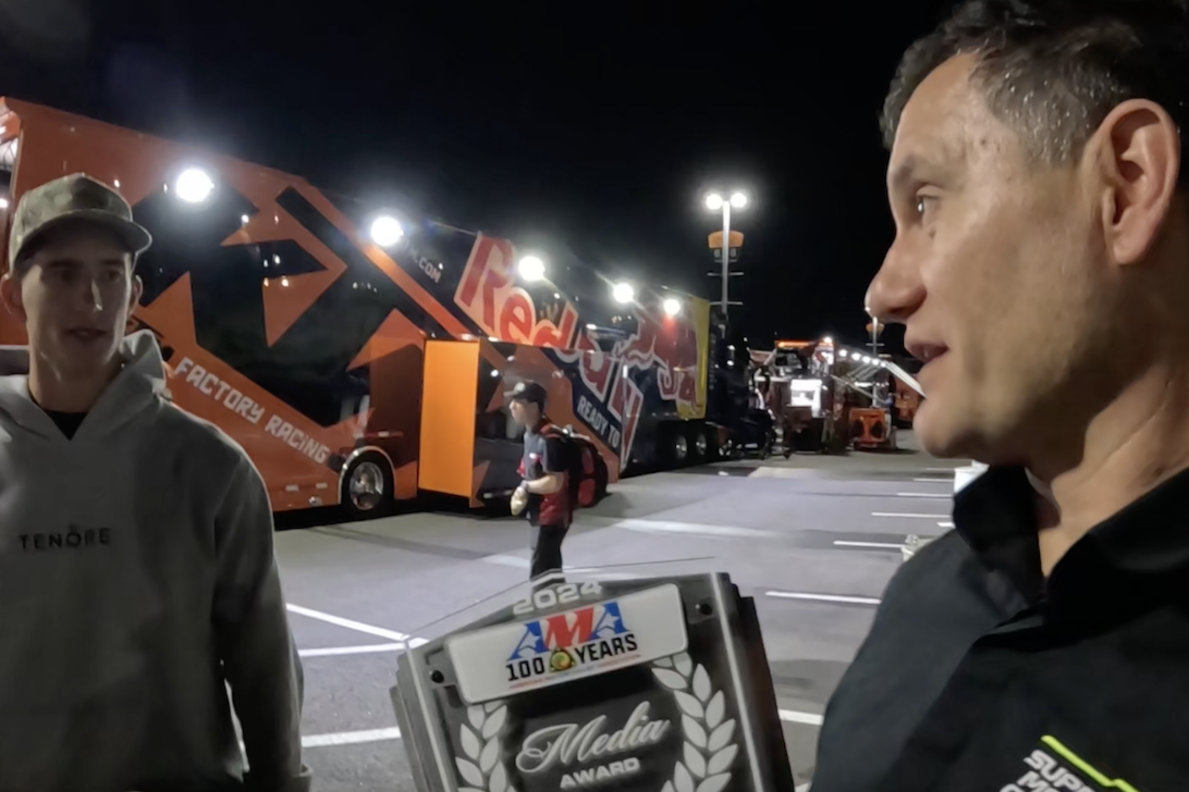 Weege Show: Trophies with Sexton and Deegan's (Next) Wild Night