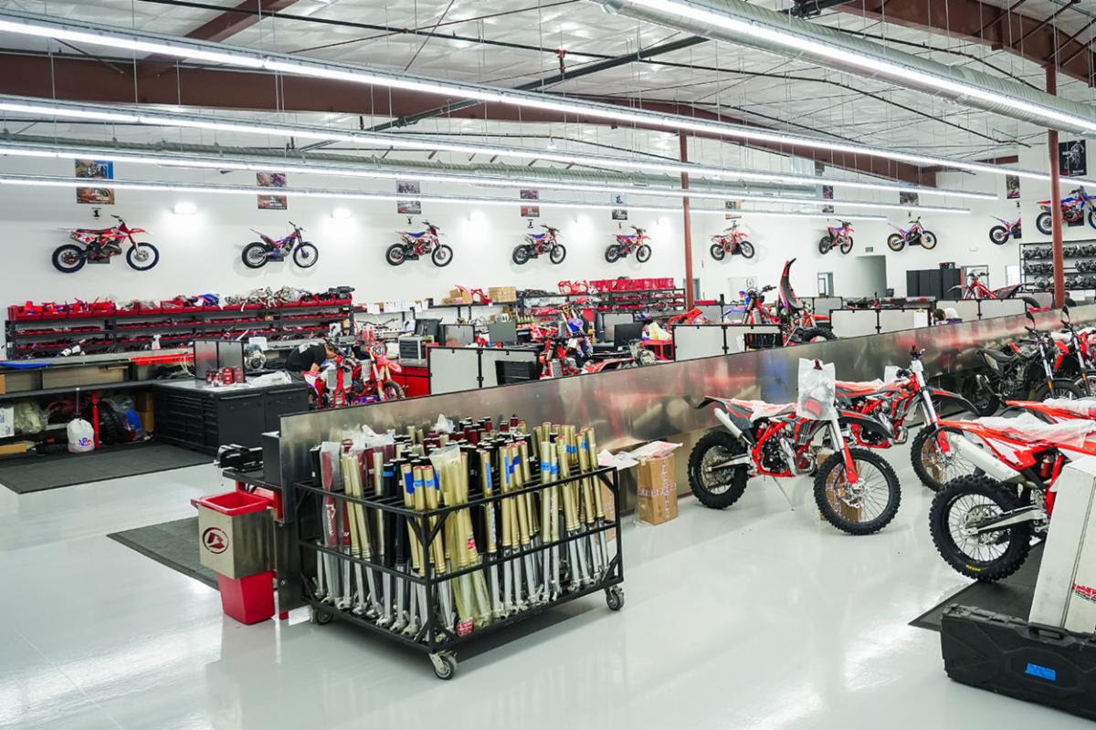 Suspension & Technical Department