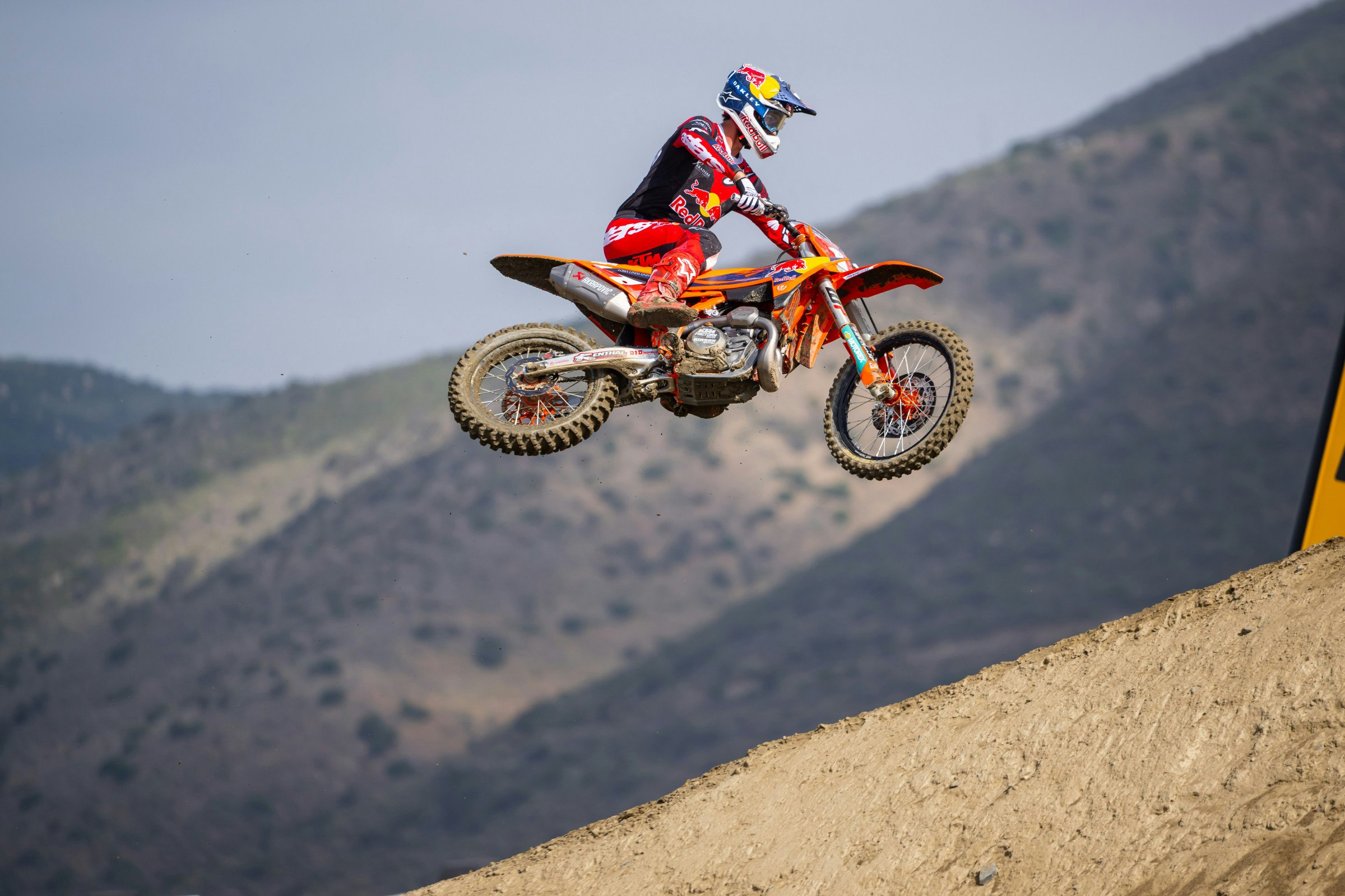 Sexton: “I’ve made the decision to sit out this weekend’s race and focus on getting back to 100%.