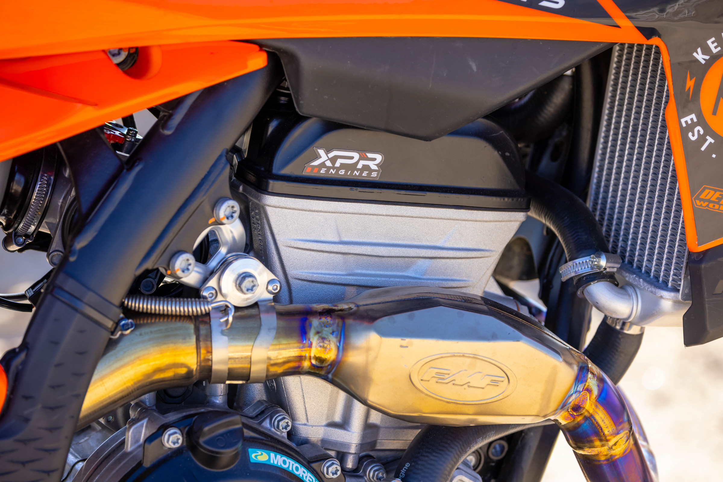 1749651026_cc17c0be00f50e7a690f