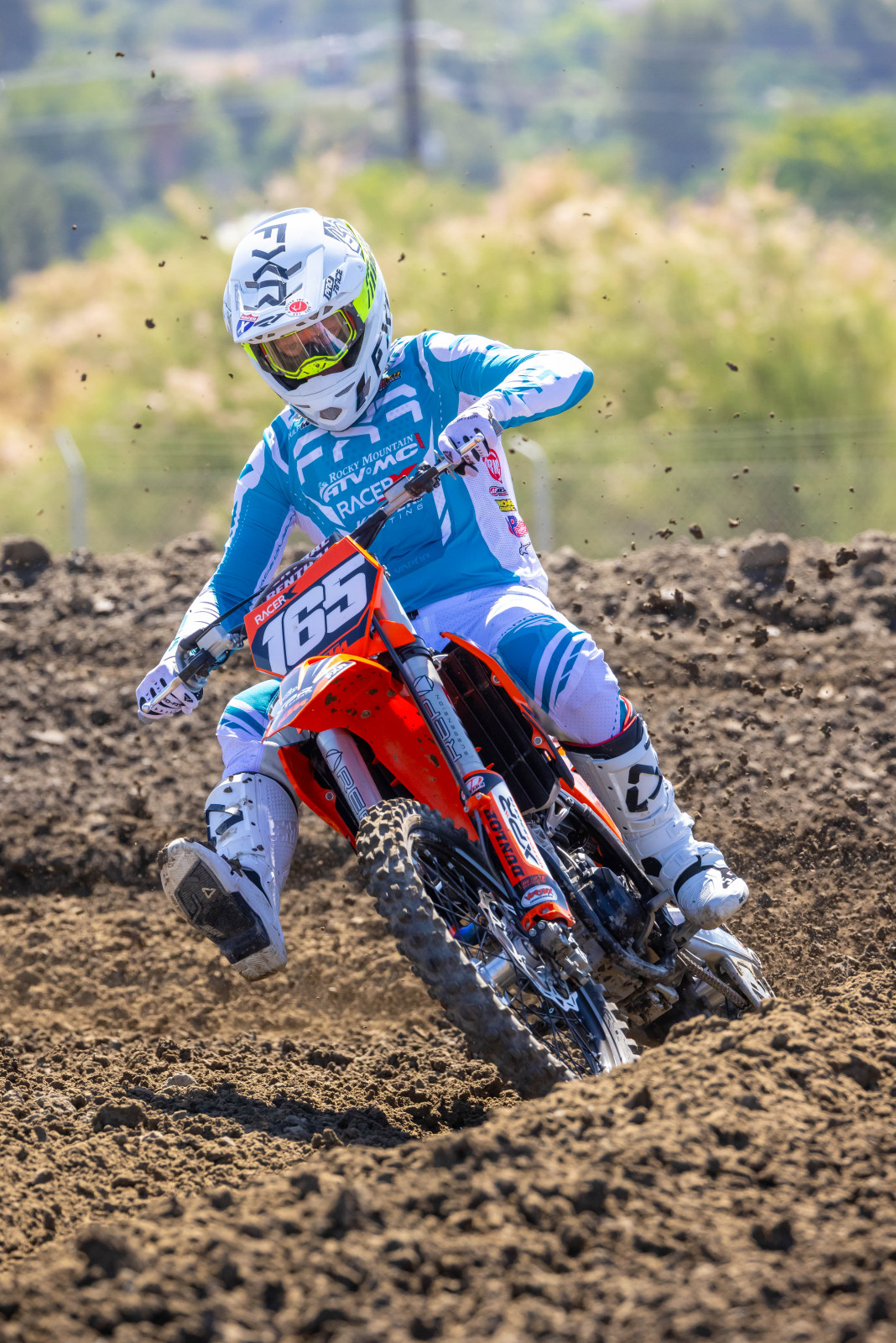 1749651029_dea4610e7abe02efbd27