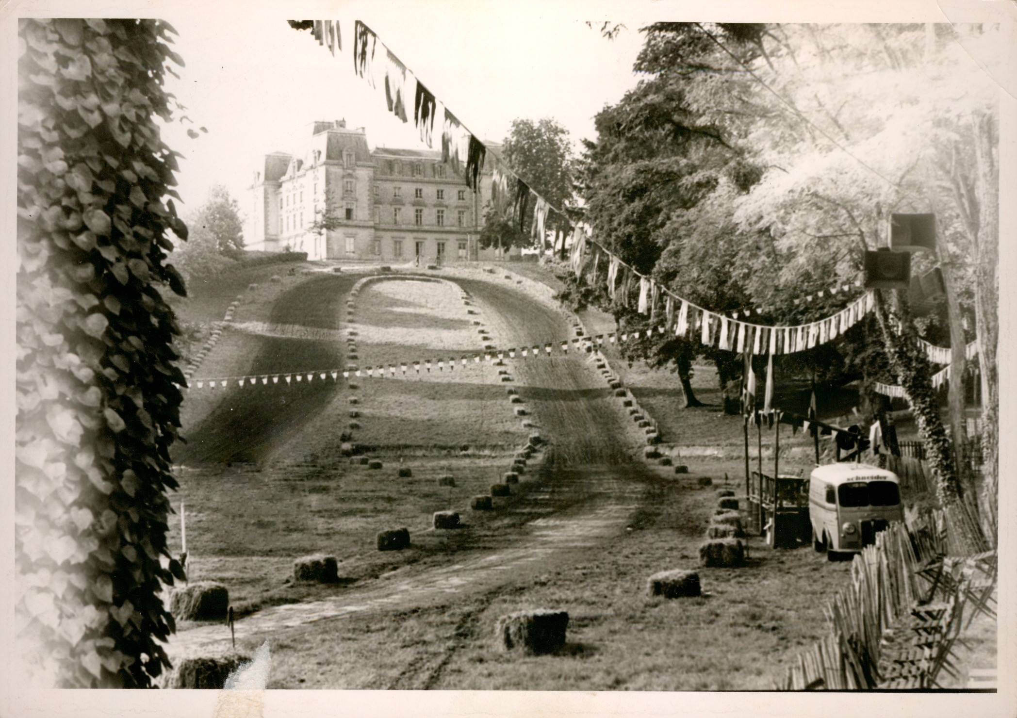 This 1960s motocross circuit in France could be a postcard.