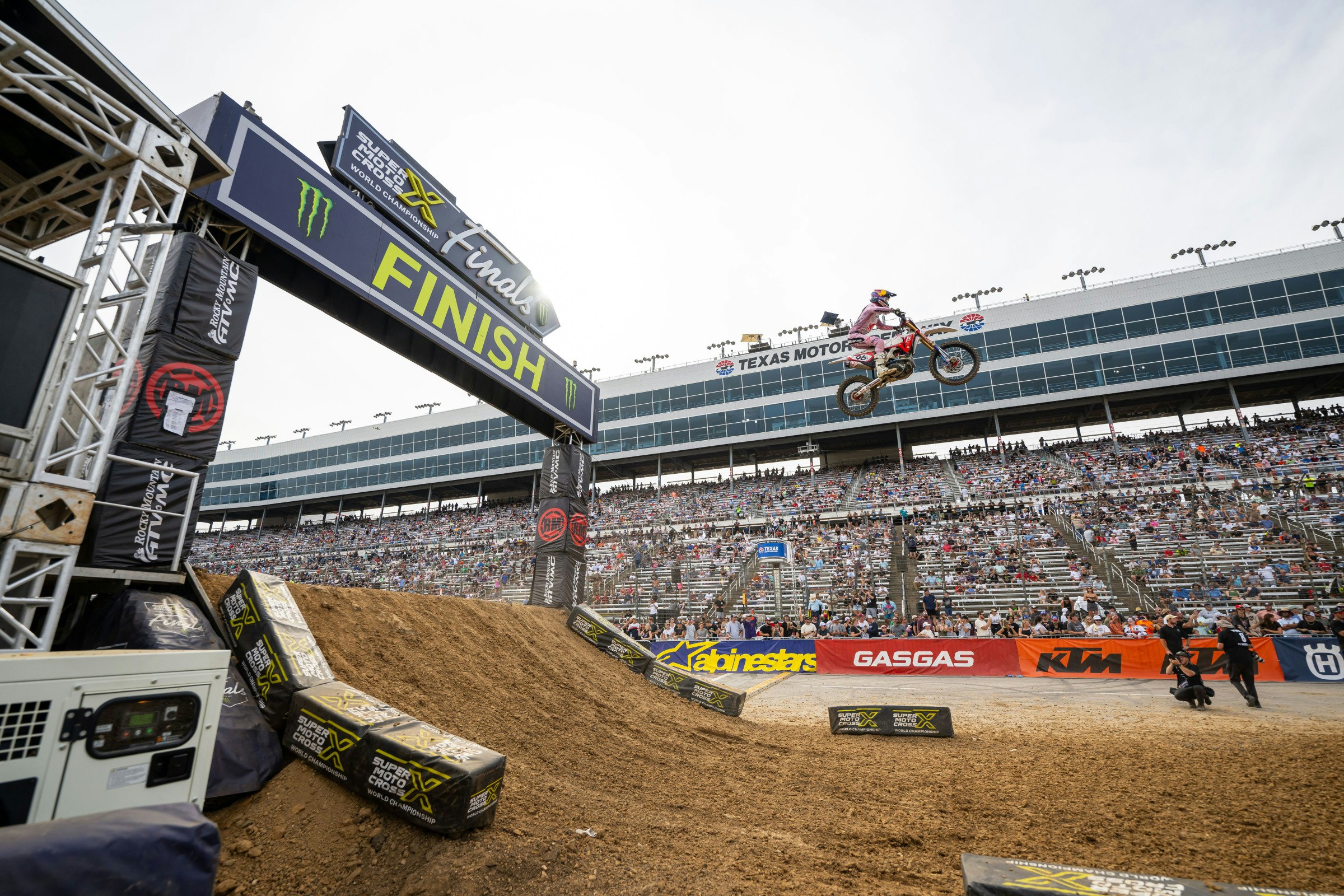 Did You Know Only One Bike Has Won All 6 450SMX Playoff Races So Far?
