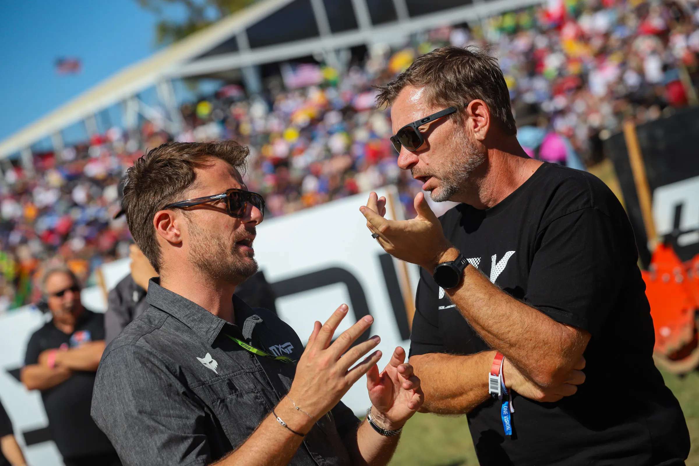 Steve Matthes picking the brain of David Luongo.