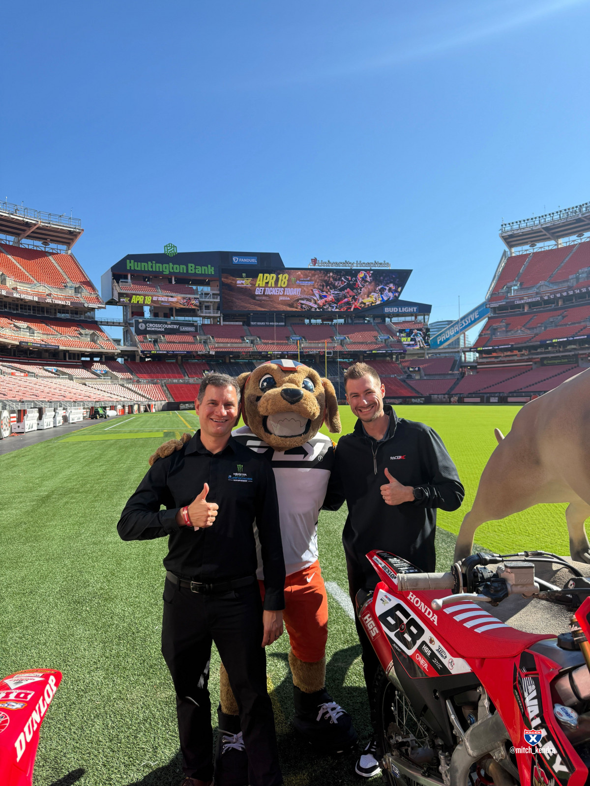 IMG_5940 Mitch Kendra