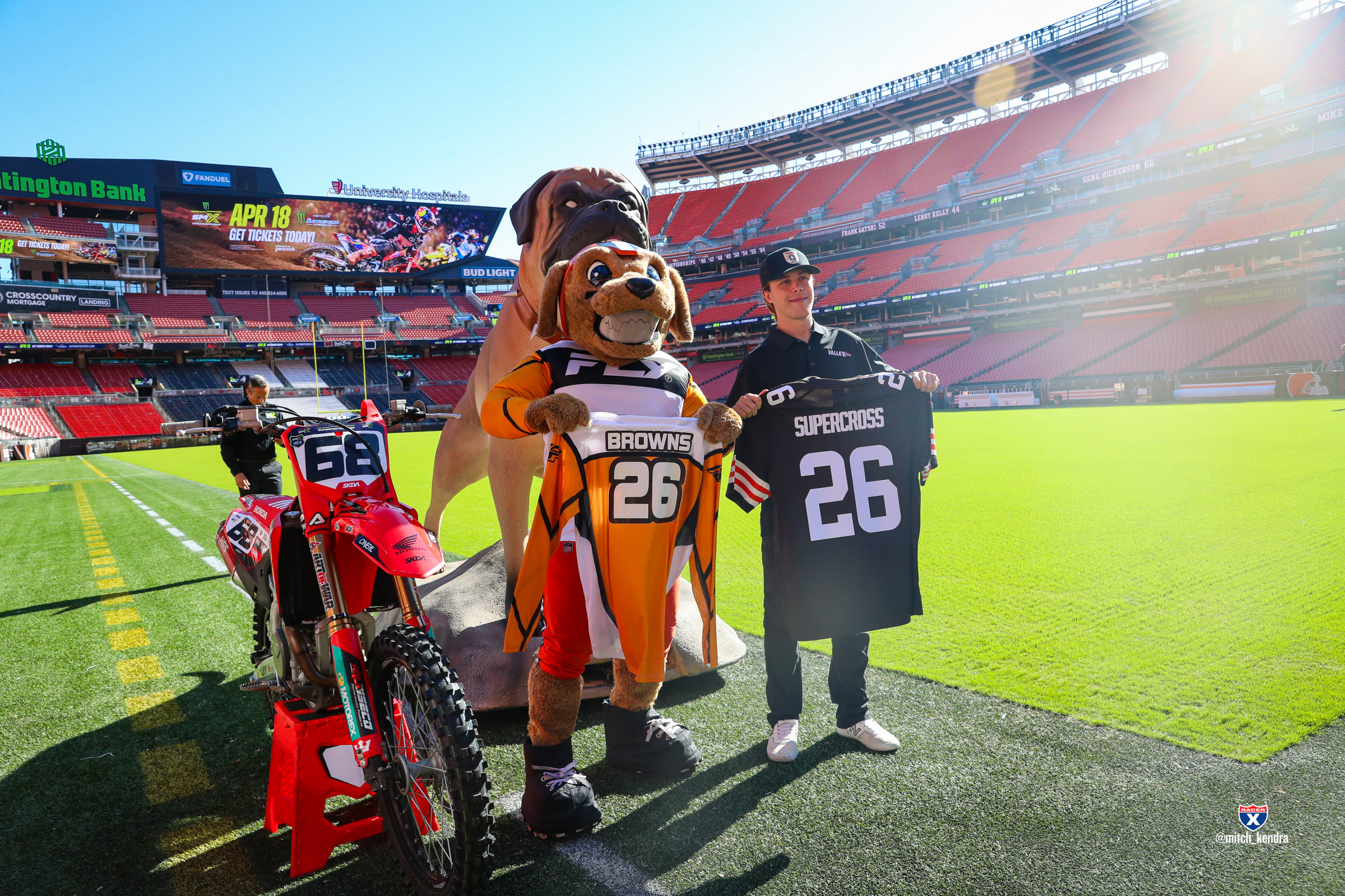 Cleveland 2026 SMX Event - SMX25 - AR3I6362 Mitch Kendra