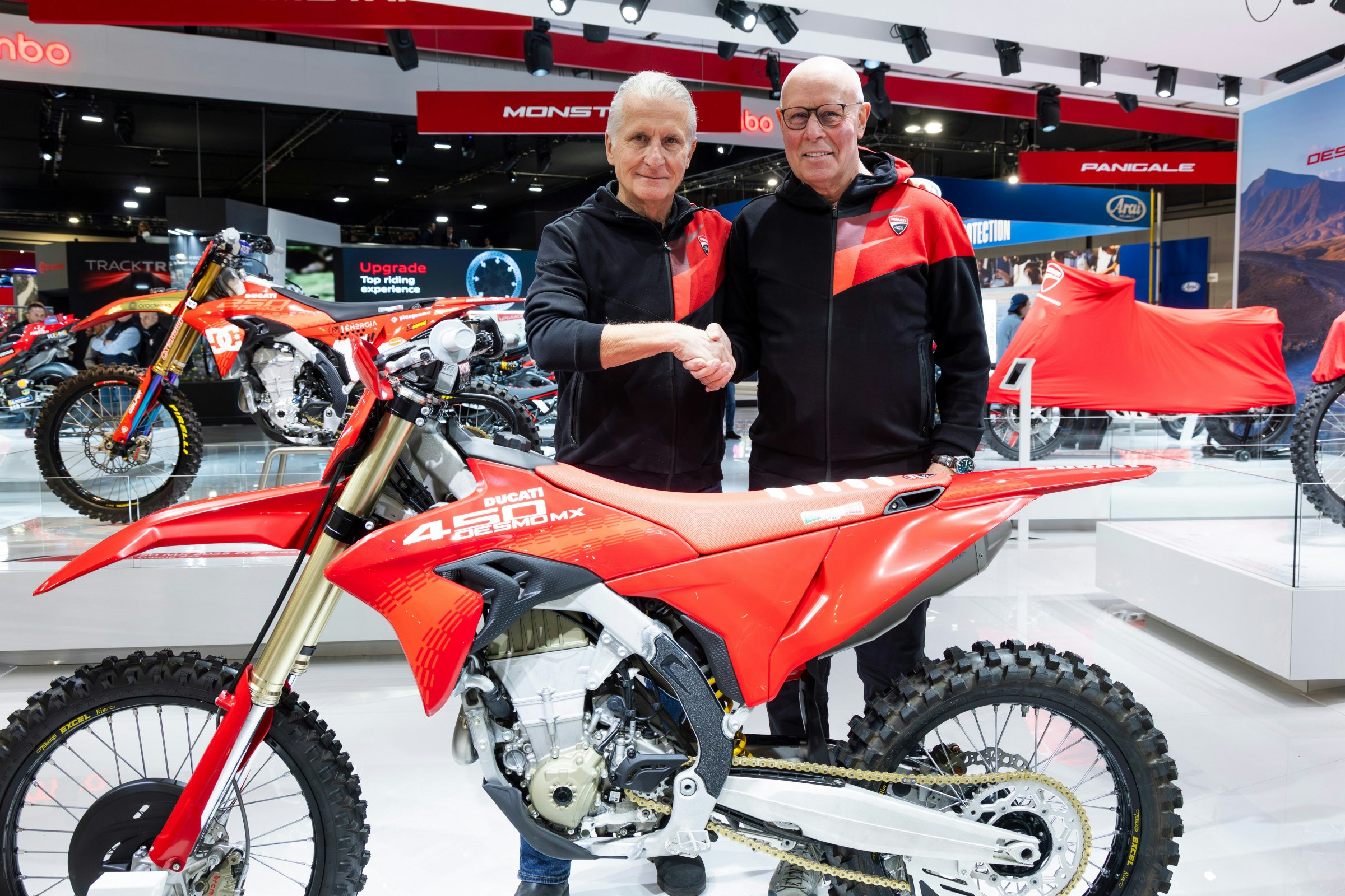 Jeremy Seewer, Andrea Bonacorsi, and Calvin Vlaanderen Round Out Ducati 2026 MXGP Team