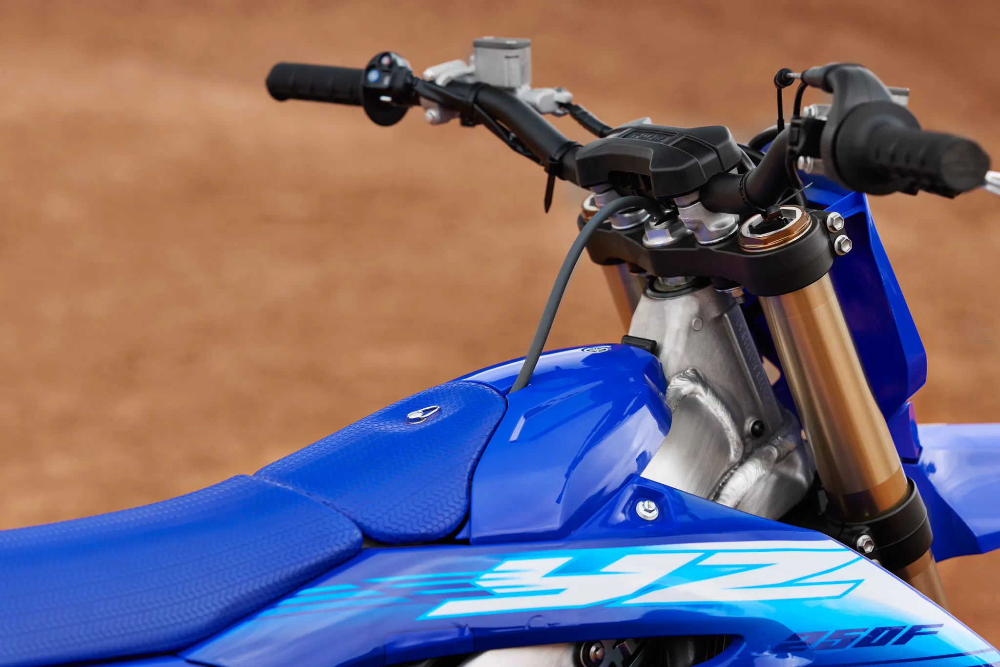 11_2027_YZ250FVL_DPBSE_US_10_01949