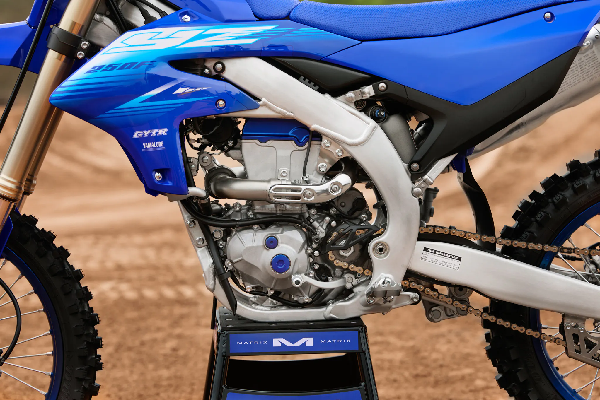 11_2027_YZ250FVL_DPBSE_US_10_01838