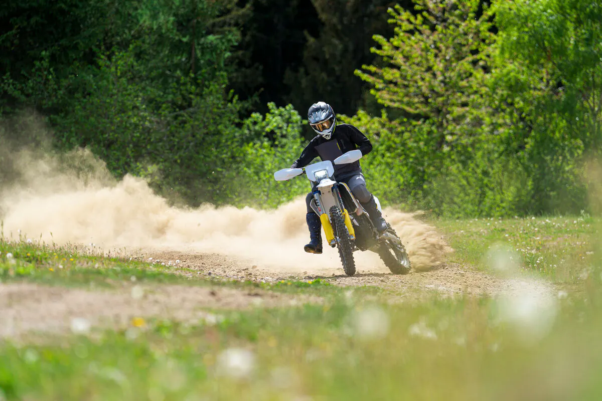 204616_TE 150 2027_Action