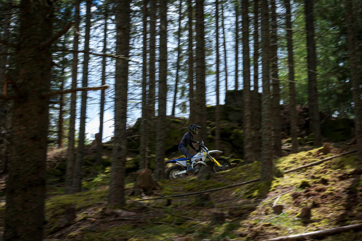 204611_TE 150 2027_Action
