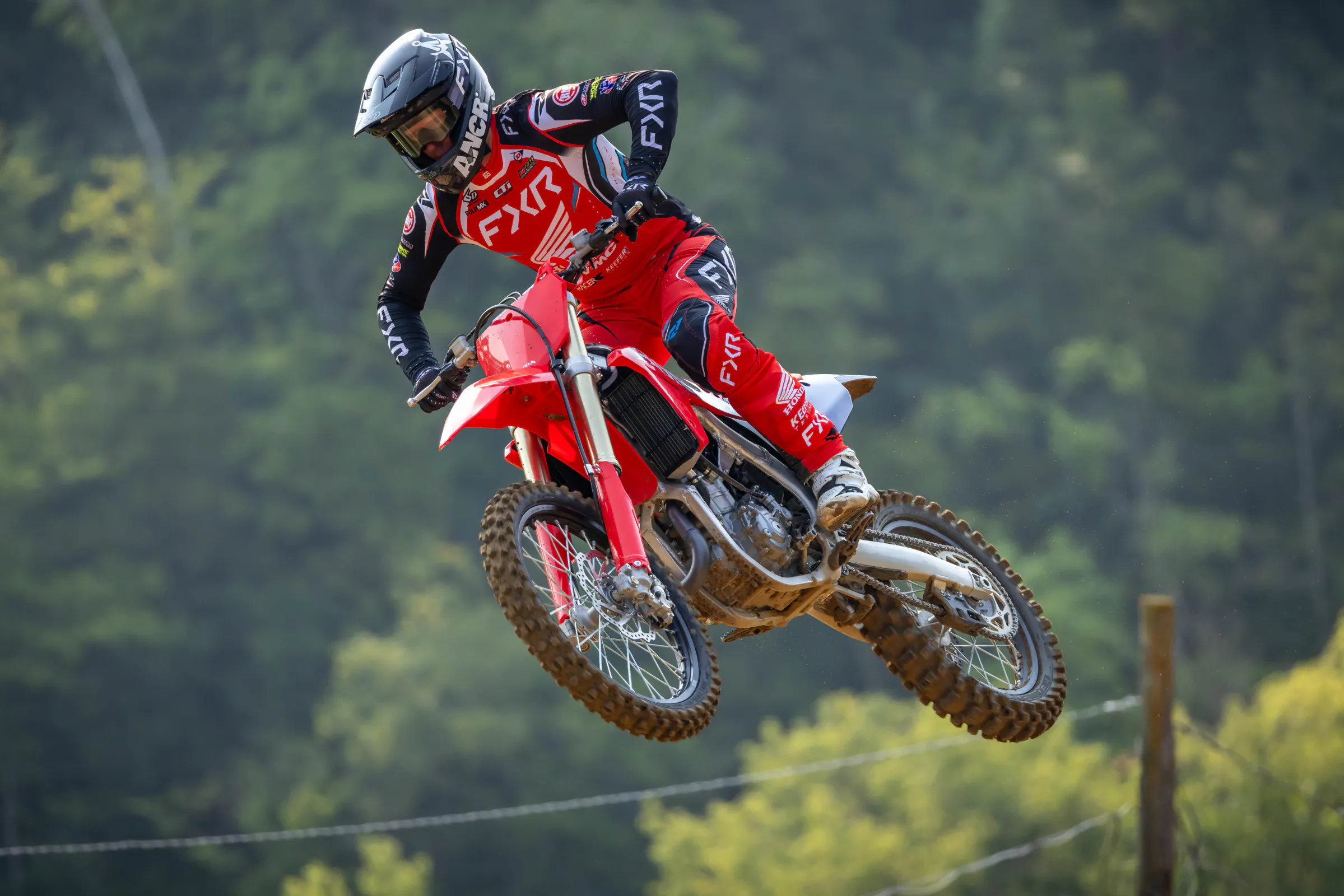 RacerX-2027HondaCRF450R-CudbyPhoto-031